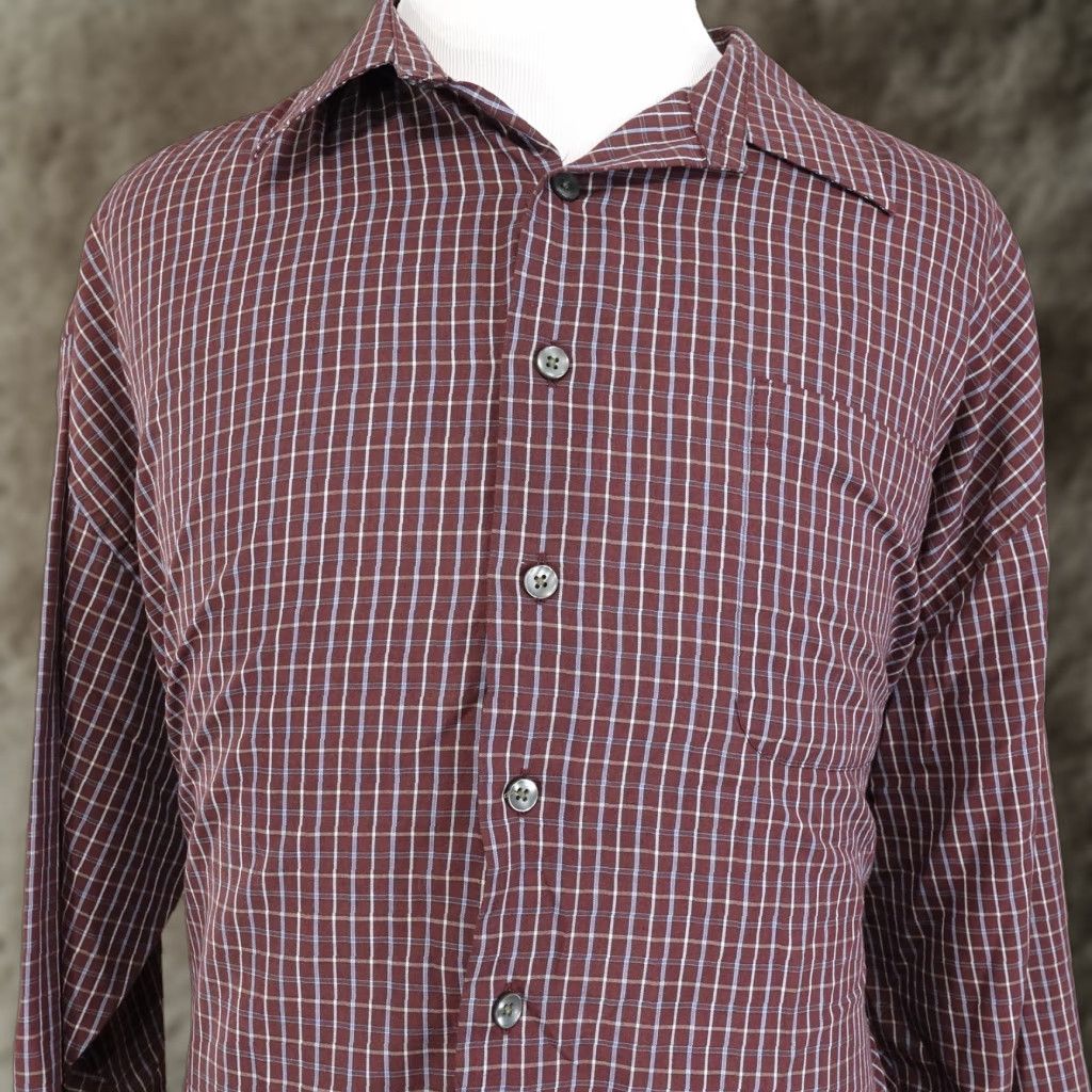 Van Heusen Van Heusen Shirt Burgundy Check Button-Up 2XL Long Sleeve Wrinkle Free Stain Shield Mens Size US XXL / EU 58 / 5 - 1 Thumbnail