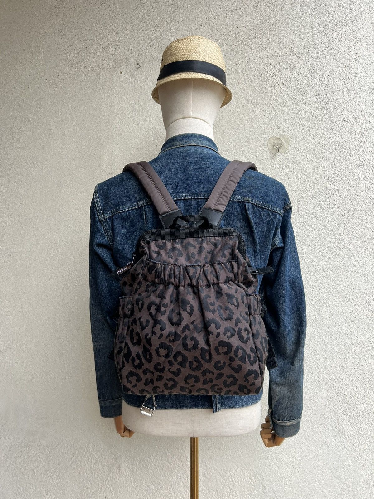 Other ARTISAN & ARTIST Japan Leopard Camo Mini Backpack Size ONE SIZE - 4 Thumbnail