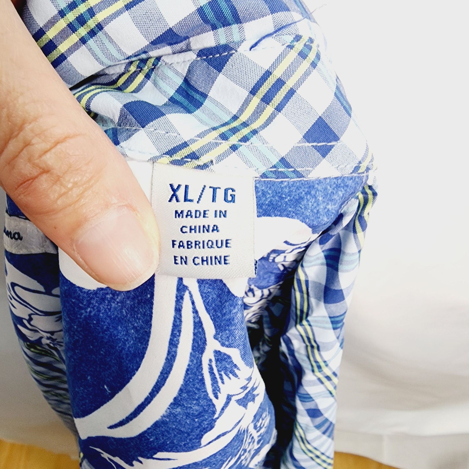 Tommy Bahama Tommy Bahama Nylon Button Front Blue Plaid Shirt Size Size US XL / EU 56 / 4 - 4 Thumbnail
