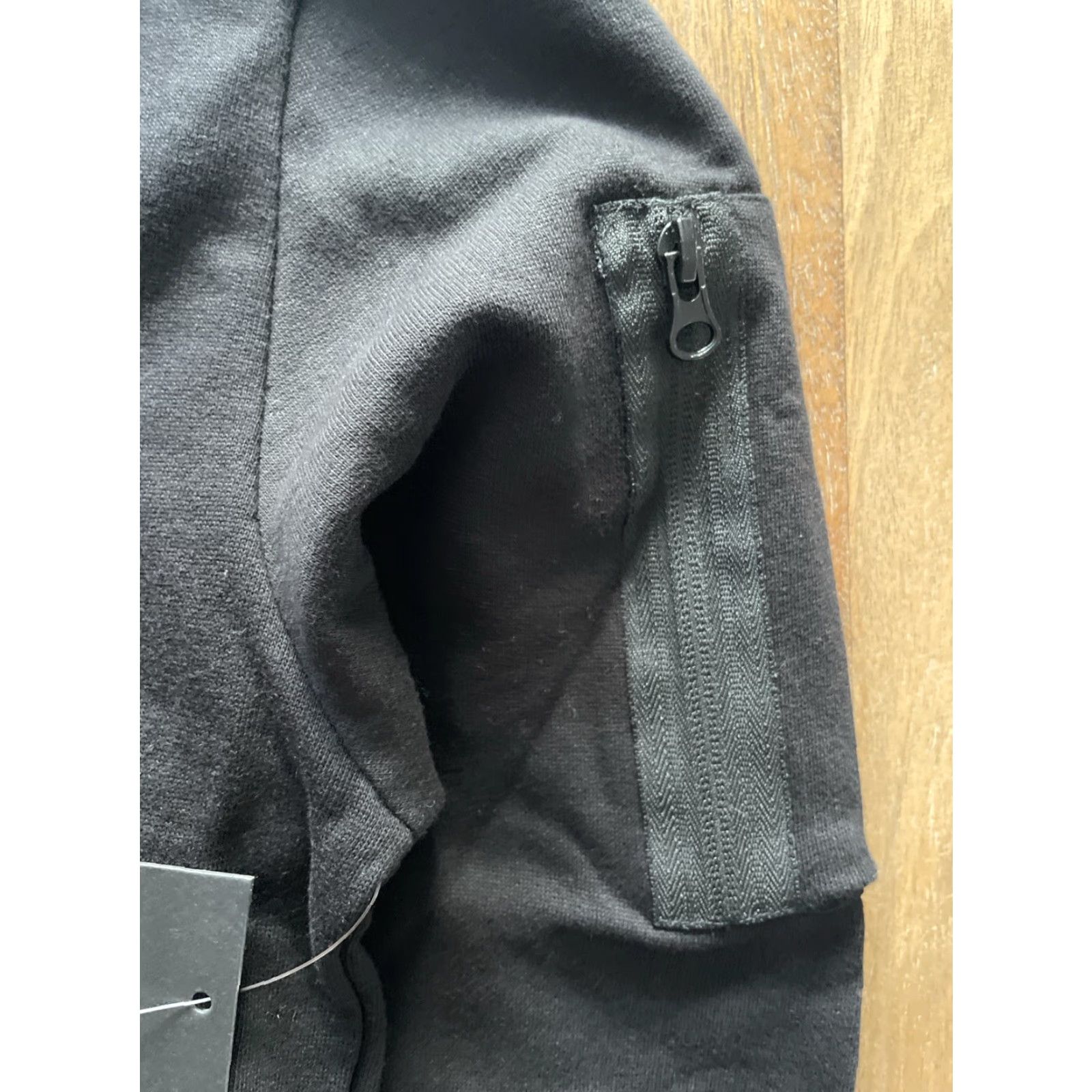 Vintage imperious Hoodie Mens XL Black Fleece Pockets Pullover Sweatshirt Size US XL / EU 56 / 4 - 5 Thumbnail