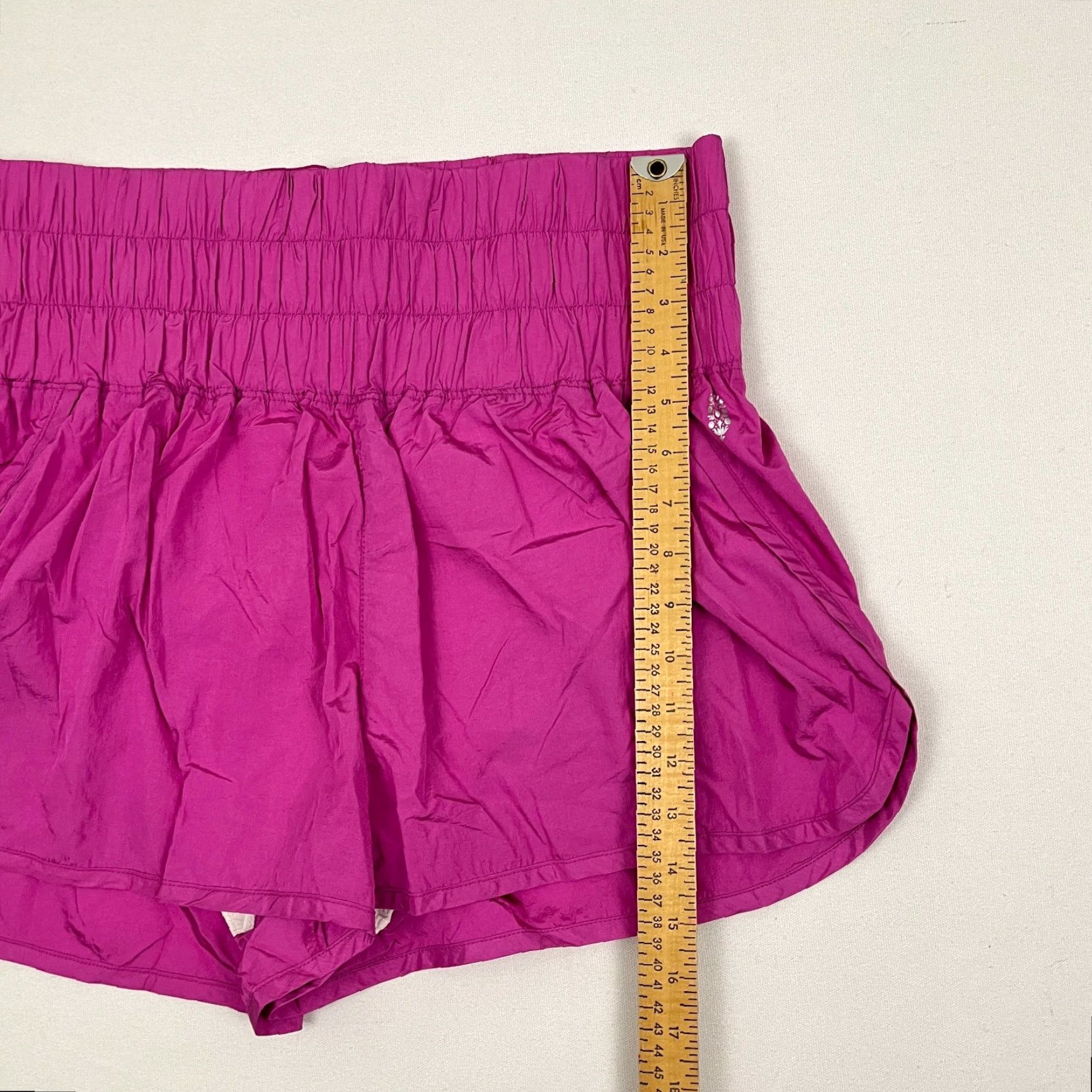 Free People VINTAGE Free People Movement The Way Home Shorts Womens XL Pink Active High Waisted Prep Size 26" / US 2 / IT 38 - 3 Thumbnail