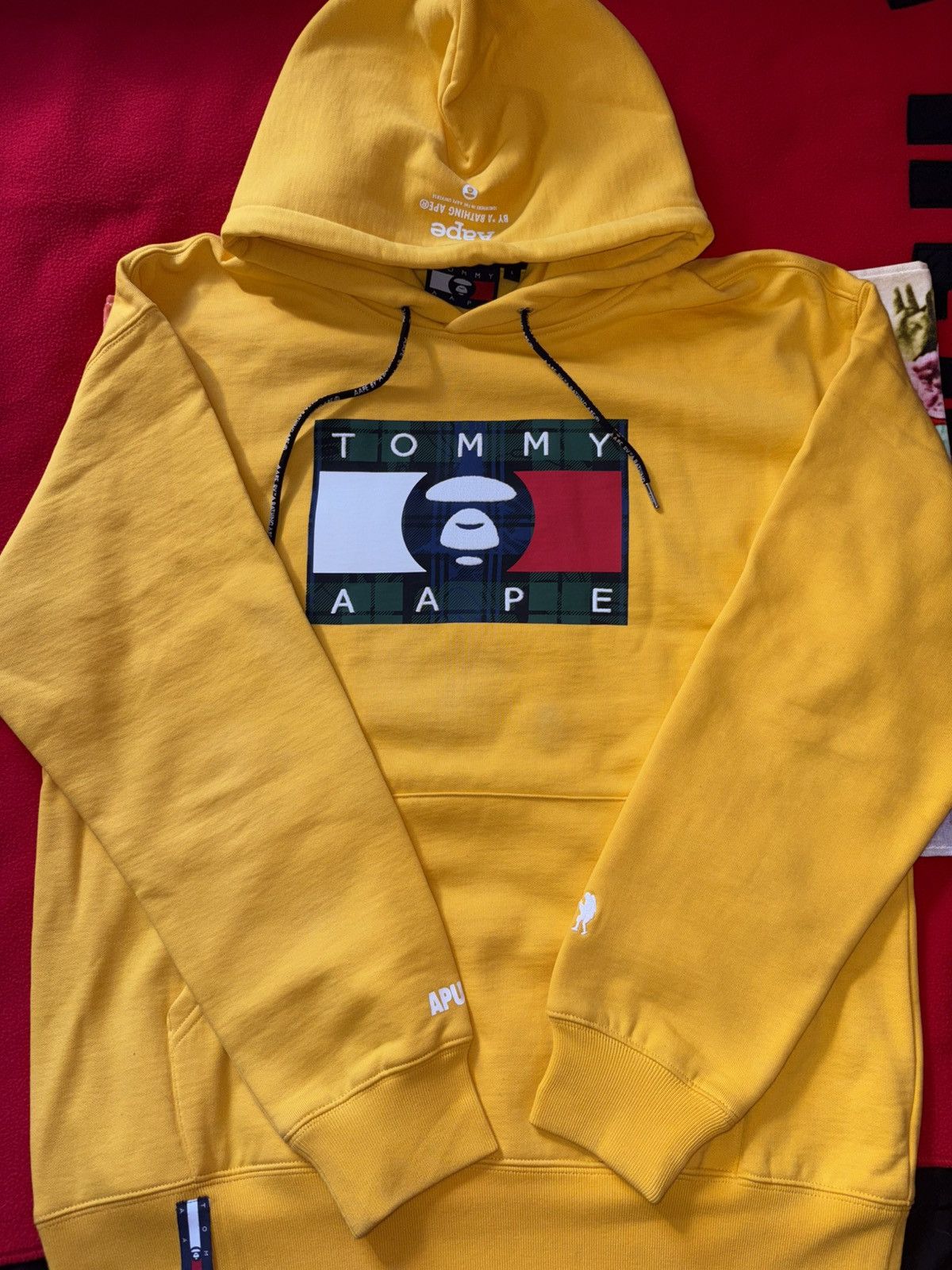 Aape × Tommy Hilfiger Bape x Tommy Hilfiger Hoodie 🦧 Size US L / EU 52-54 / 3 - 4 Thumbnail