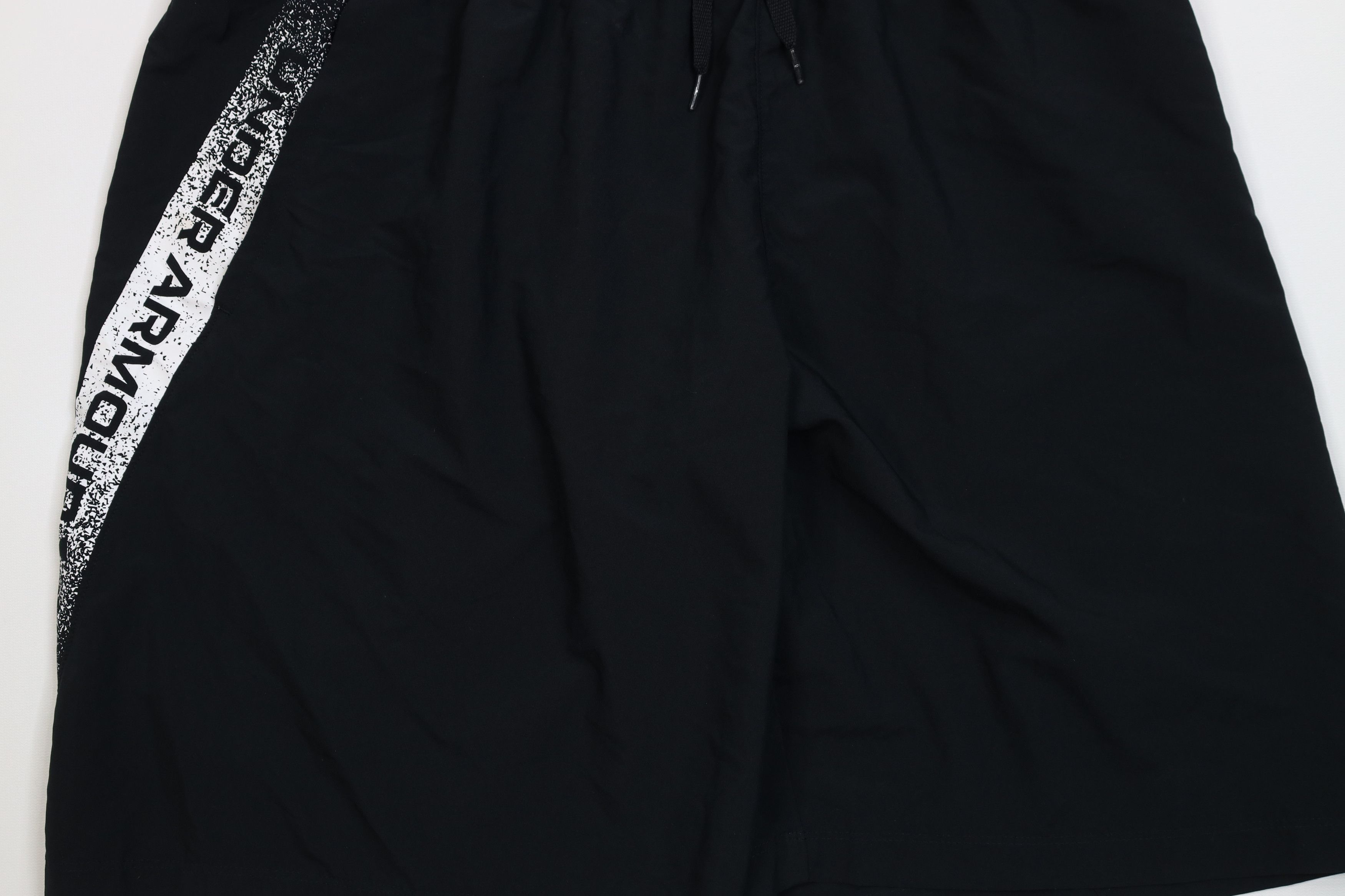 Under Armour Under Armour Loose Fit Light Gym Training Shorts Black Size US 36 / EU 52 - 3 Thumbnail
