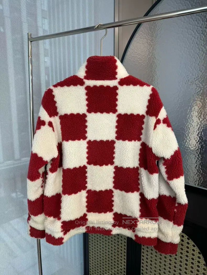 Louis Vuitton Louis Vuitton Nigo co-branded white and red checkerboard t Size US L / EU 52-54 / 3 - 2 Thumbnail