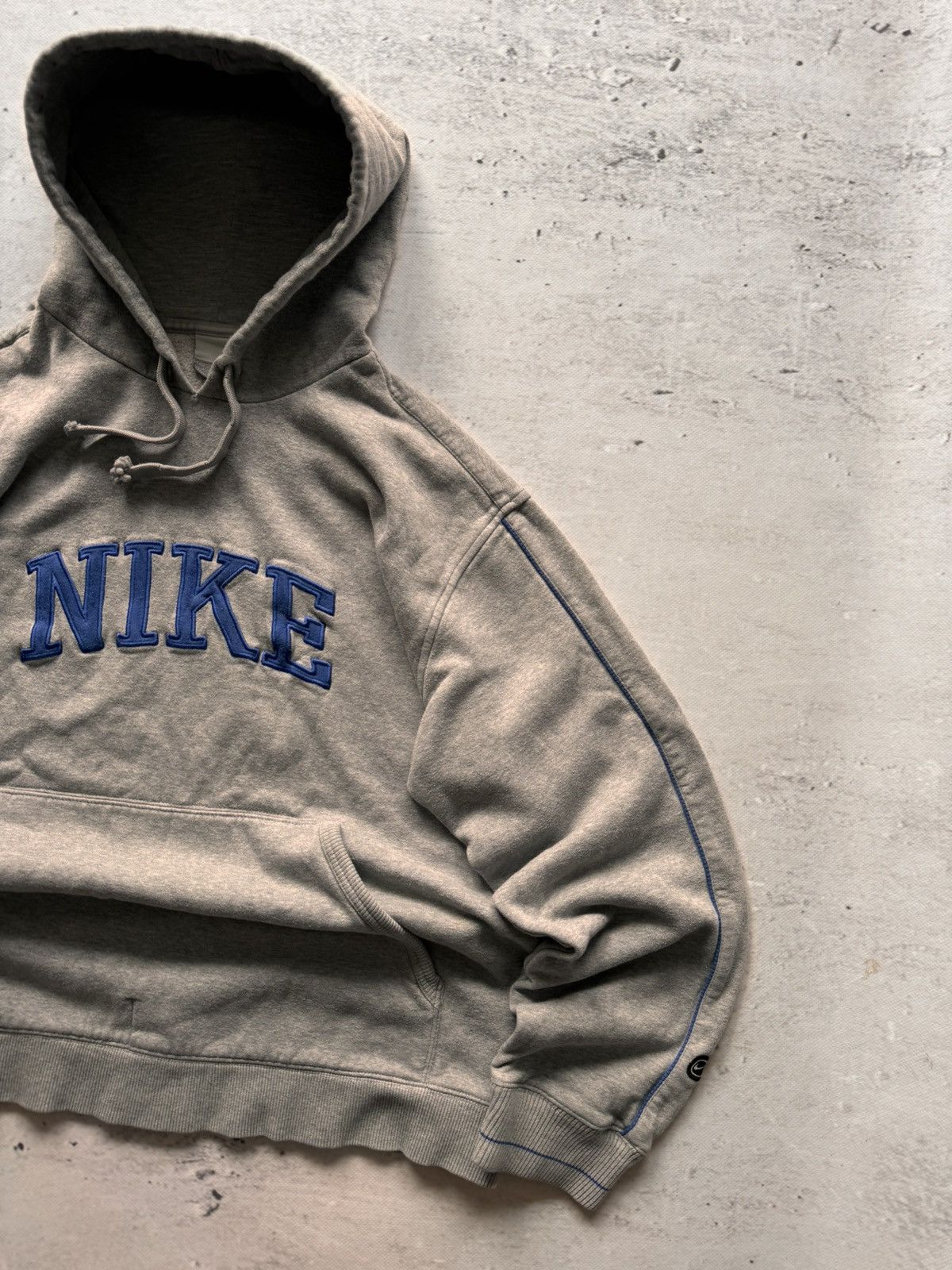 Nike × Vintage NIKE VINTAGE CENTER LOGO OVERSIZE BOXY HOODIE Size US XL / EU 56 / 4 - 3 Thumbnail
