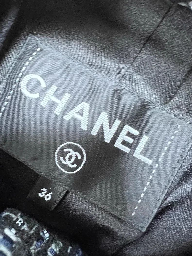 Chanel Chanel 22A high-end handicraft workshop 36-yard blue and b Size XS / US 0-2 / IT 36-38 - 5 Thumbnail