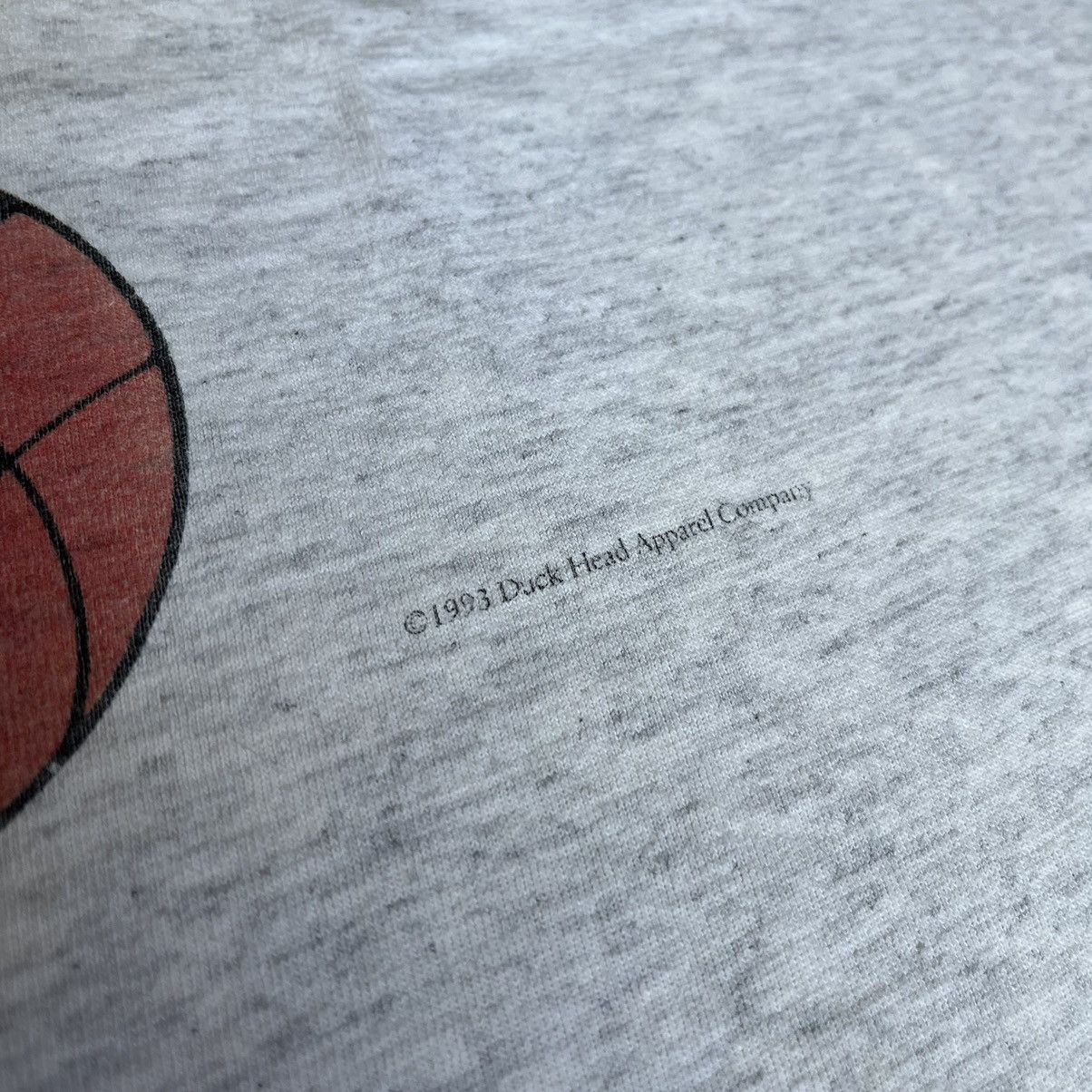 Duck Head Vintage 1993 Duck Head Basketball Dunking Pocket Graphic Tee Size US L / EU 52-54 / 3 - 5 Thumbnail