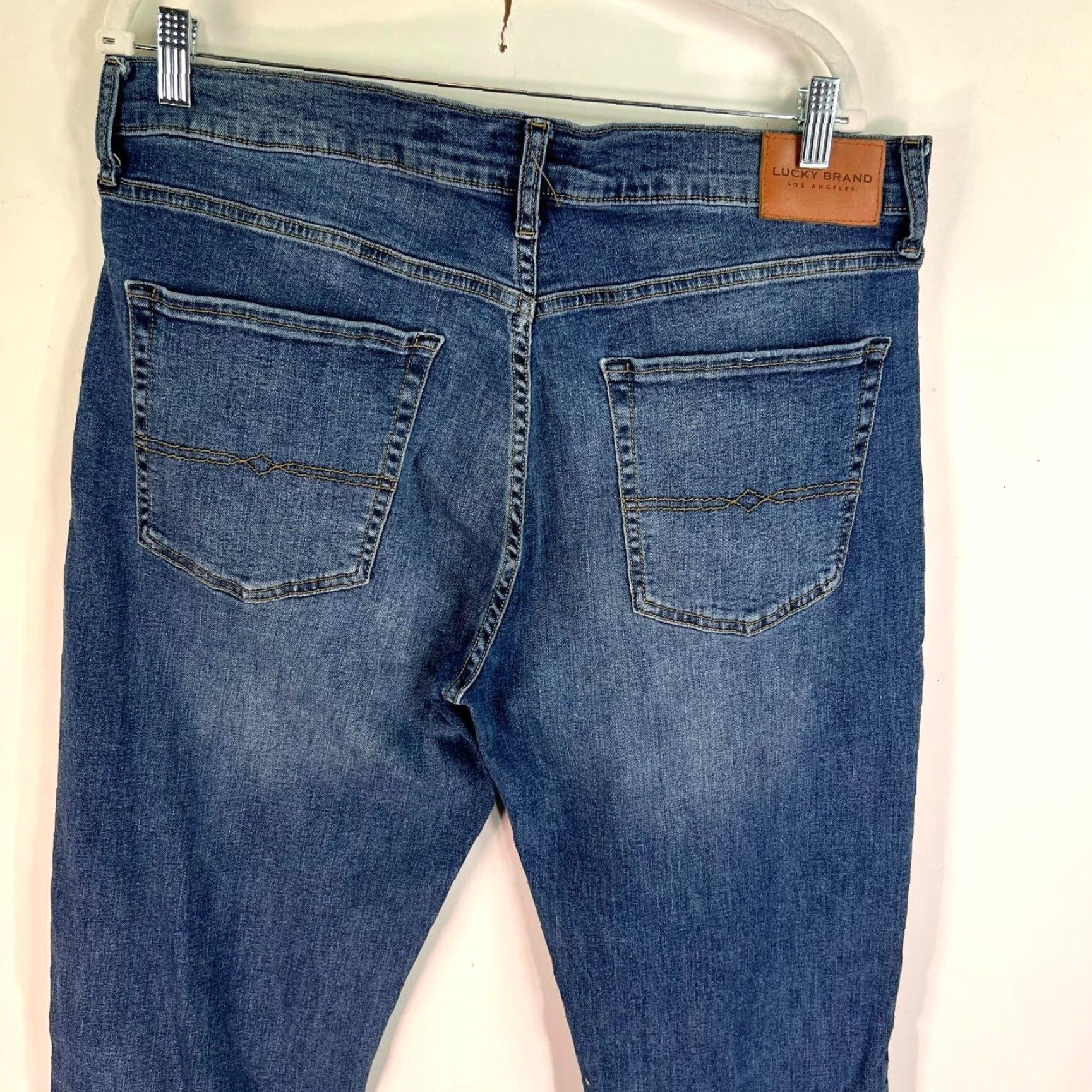 Lucky Brand Lucky Brand Jeans Mens Regular Straight Leg Size 38 Blue 38x32 Size US 38 / EU 54 - 7 Thumbnail