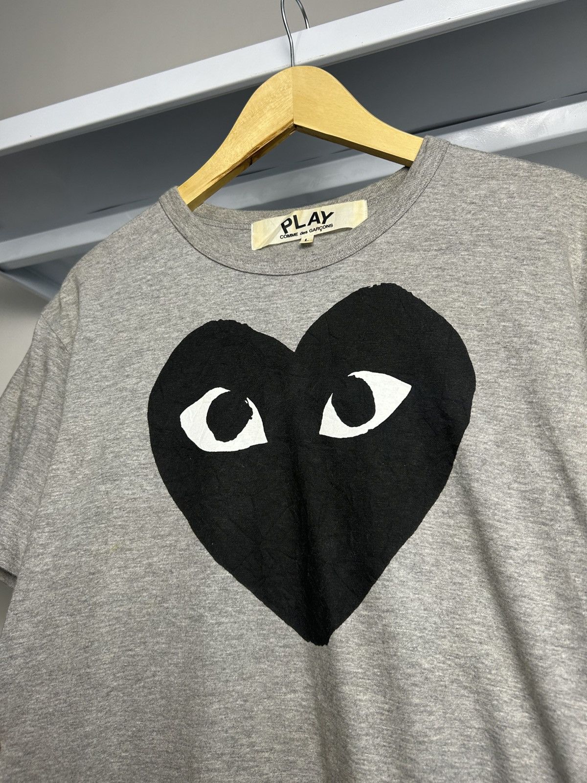 Comme des Garcons Comme Des Garcons Play Logo-Print Tshirt Size US L / EU 52-54 / 3 - 3 Thumbnail