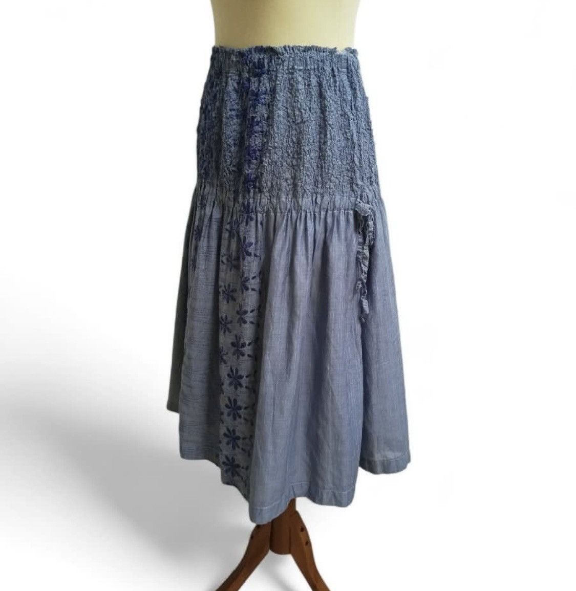 Homme Plisse Issey Miyake Issey Miyake Me Cauliflower Pleated Floral Embriodery skirt Size 29" - 3 Thumbnail