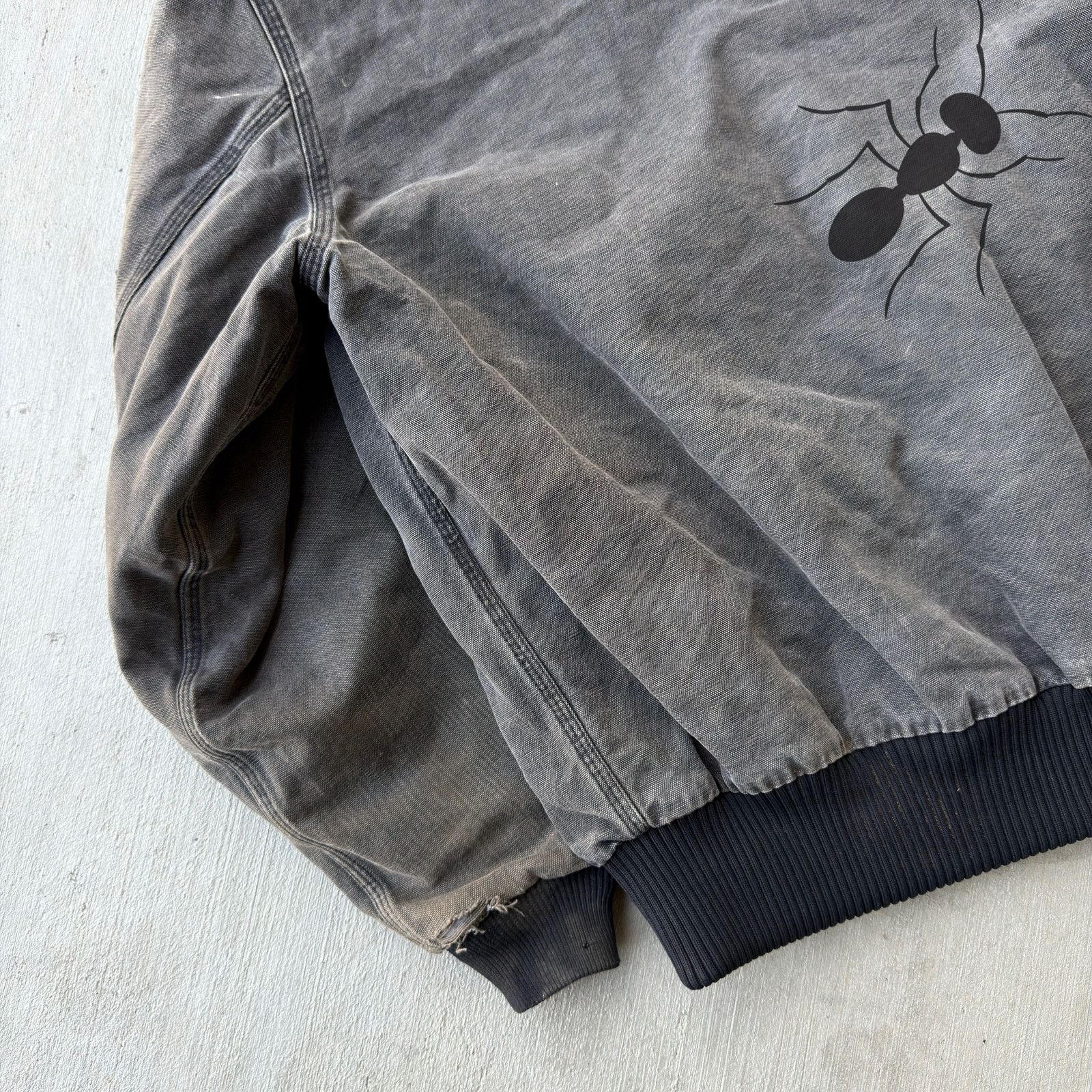 Carhartt × Vintage Vintage Y2K Carhartt faded black hooded work wear jacket Size US XL / EU 56 / 4 - 7 Thumbnail