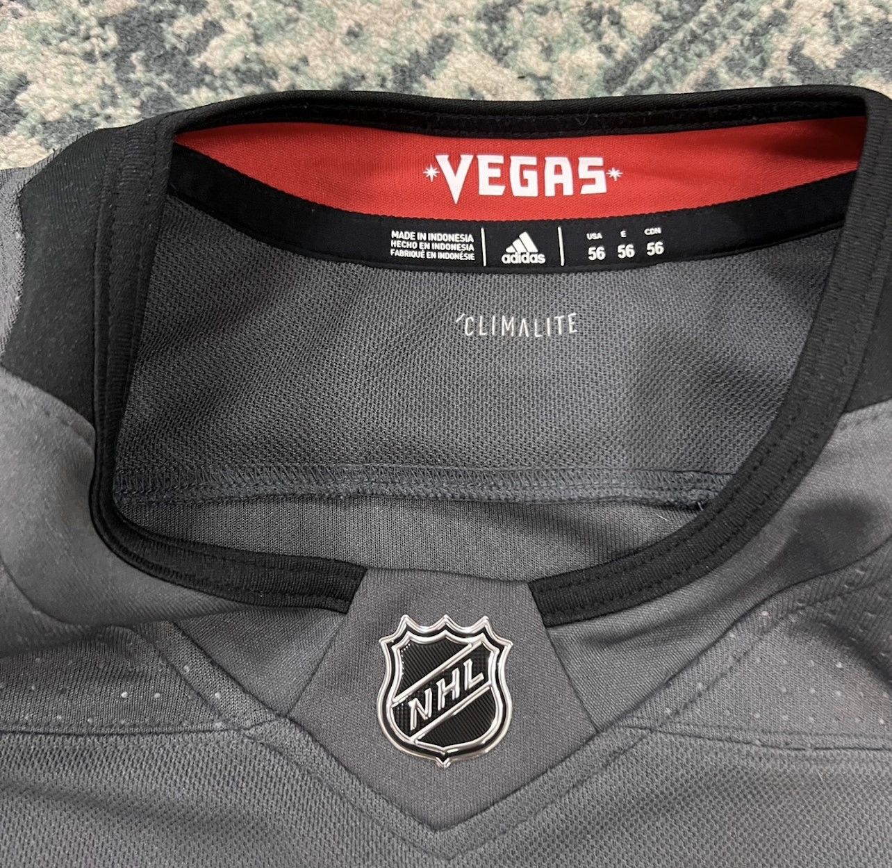 NHL Vegas knights hockey jersey fight straps Size US XL / EU 56 / 4 - 6 Thumbnail