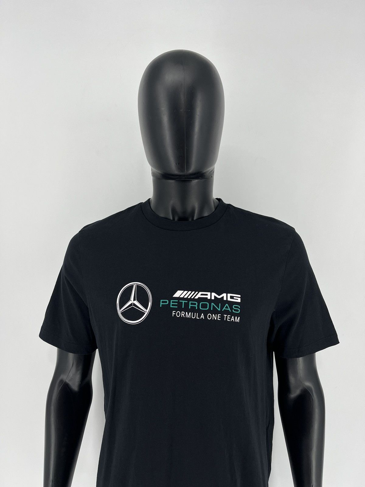 Mercedes-Benz Mercedes Benz AMG Petronas F1 Team Racing Tee Shirt Size L Size US L / EU 52-54 / 3 - 5 Thumbnail