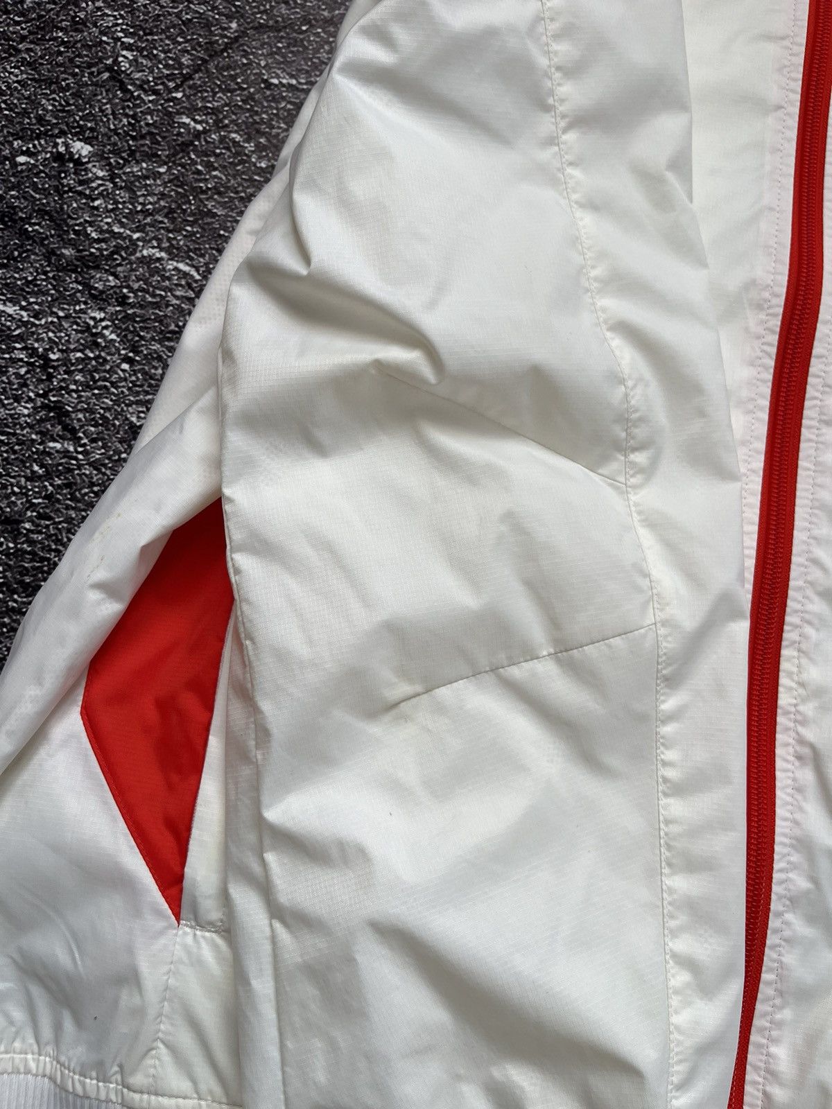 Puma Rare Puma Ferrari Racing Hooded Light Jacket White Size XL Size US XL / EU 56 / 4 - 10 Thumbnail