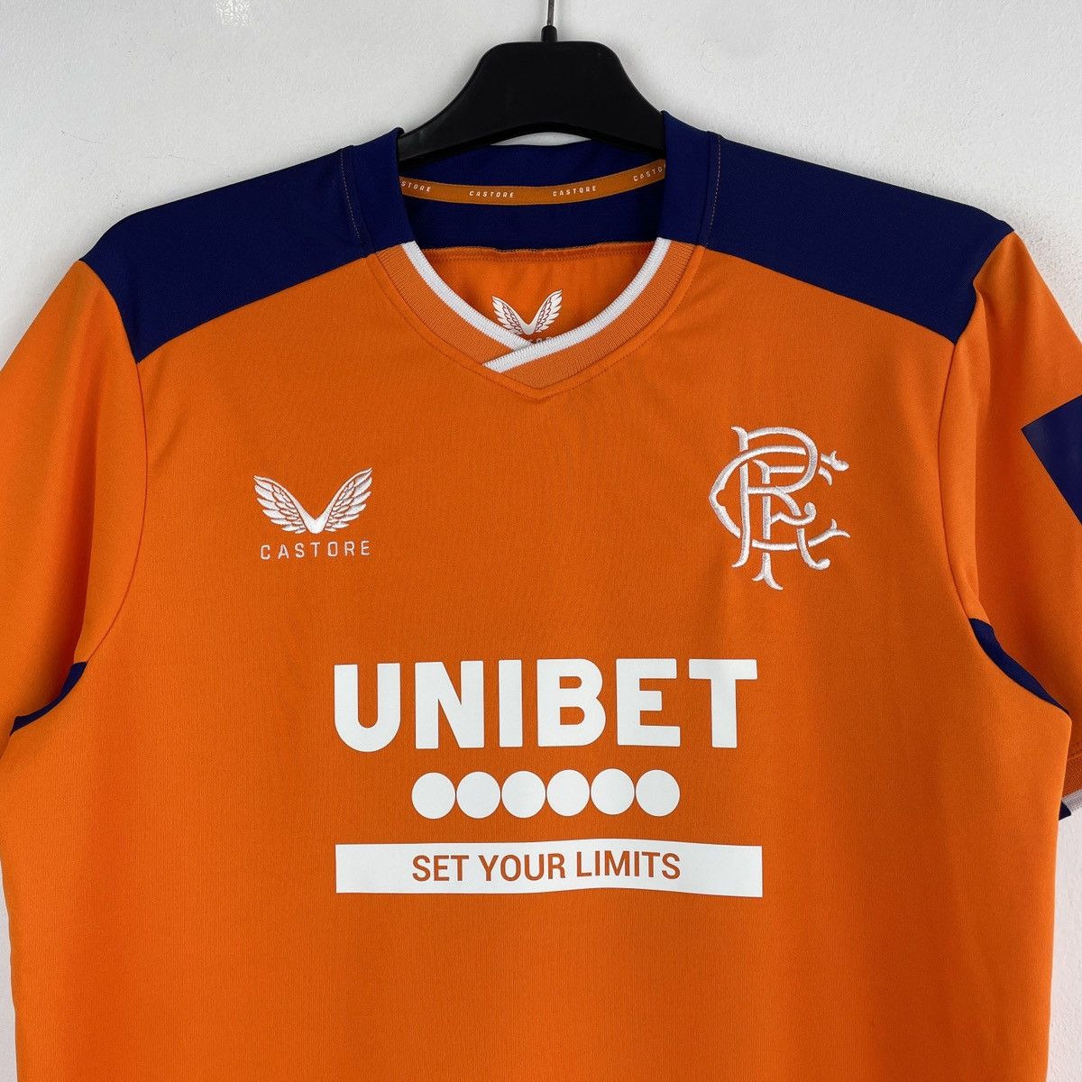 Castore Rangers Glasgow Third Jersey Shirt Men 2022/2023 size S Size US S / EU 44-46 / 1 - 2 Thumbnail