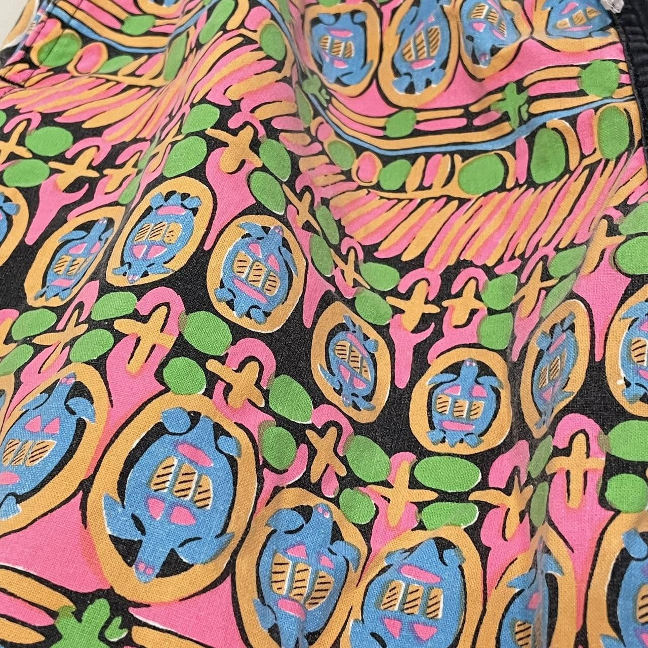 Other Bermuda Triangle Vintage Turtle Patchwork Shorts Size US 32 / EU 48 - 5 Thumbnail