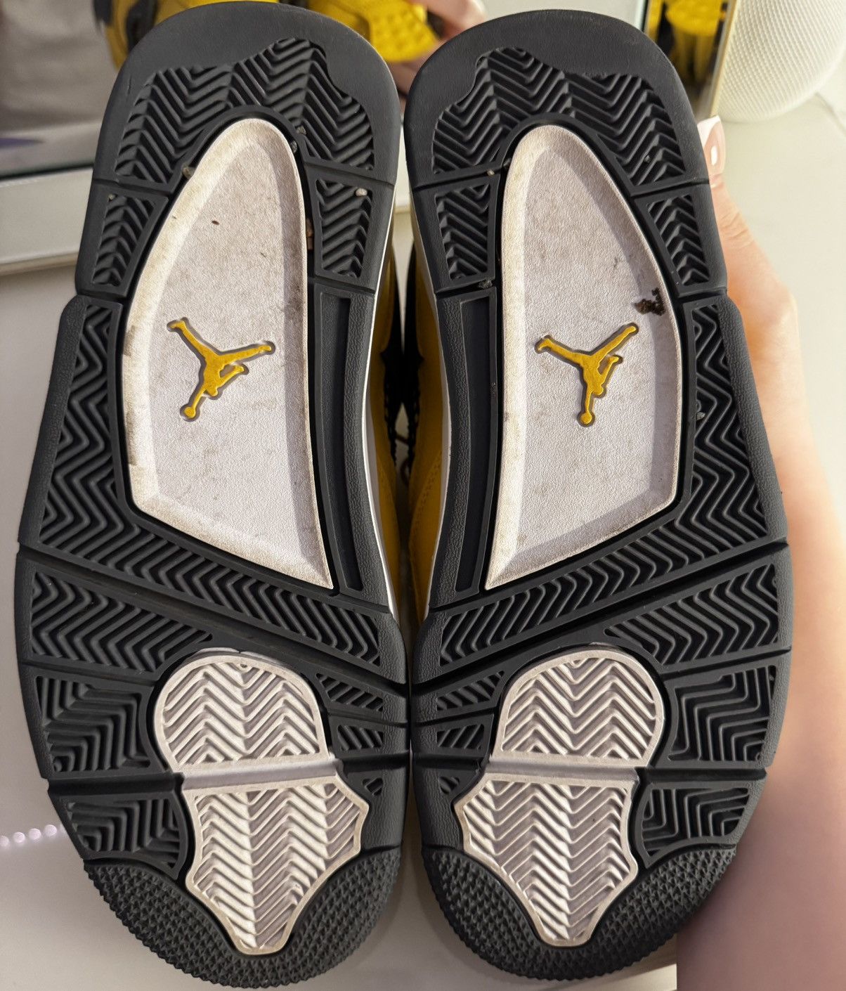 Jordan Brand × Nike Air Jordan 4 Retro ‘Lightning’ 2021 Size US 7.5 / EU 40-41 - 6 Thumbnail