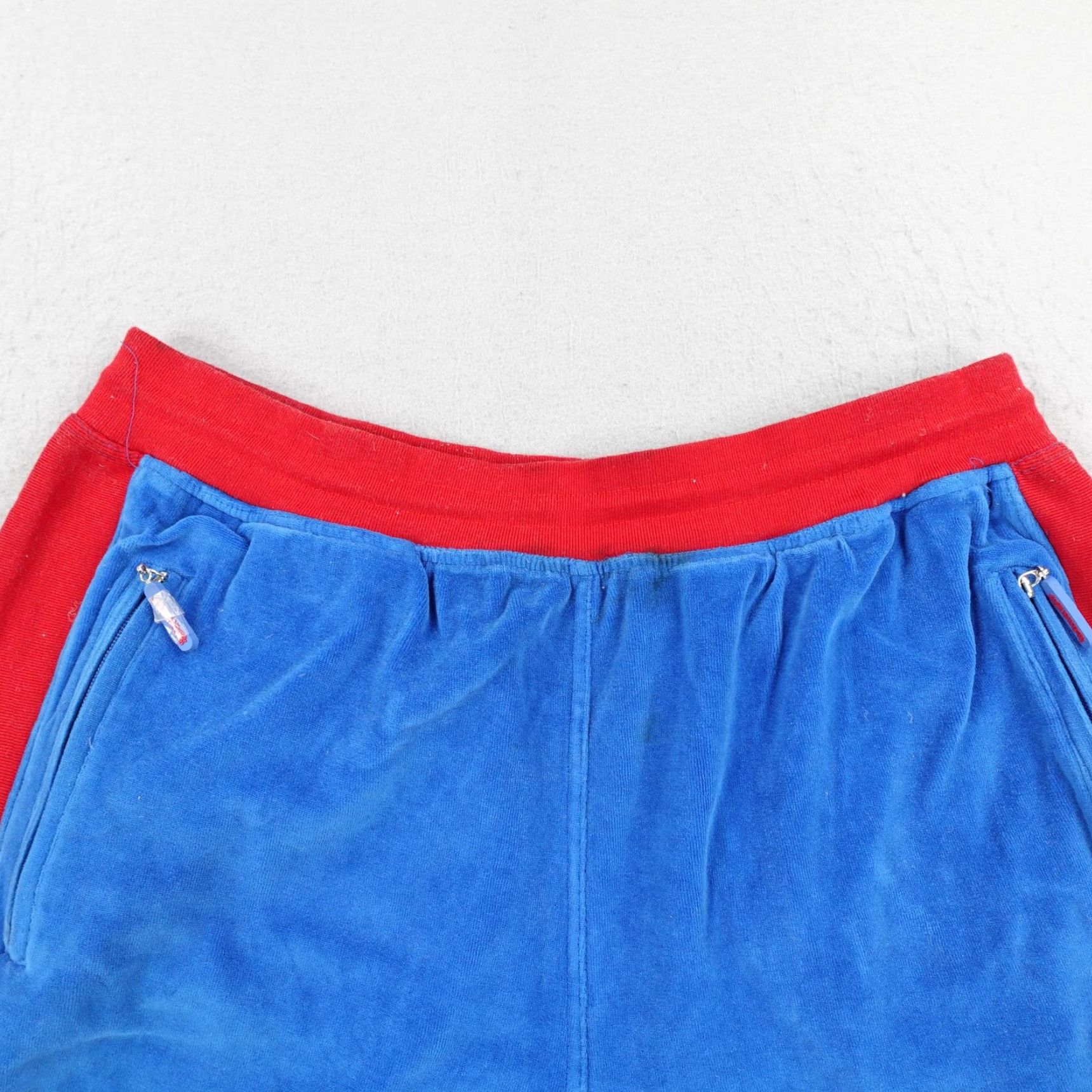 Fubu VINTAGE Harlem Globetrotters Shorts Mens 3XL Blue Red FUBU Velour Y2K Basketball Size US 39 - 2 Thumbnail