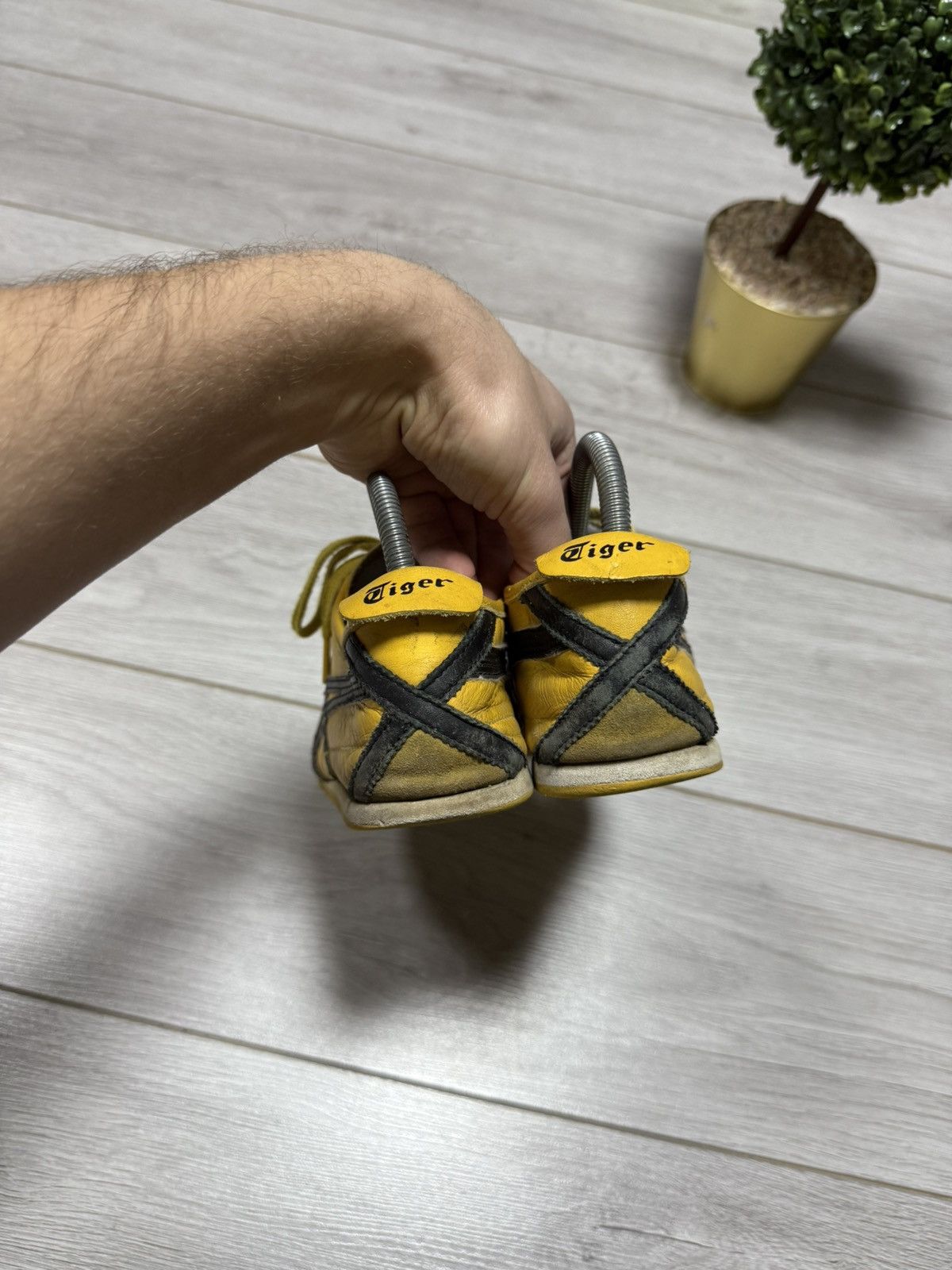 Asics Asics iconic Kill Bill Uma Thurman movie sneakers leather Size US 6.5 / IT 36.5 - 4 Thumbnail