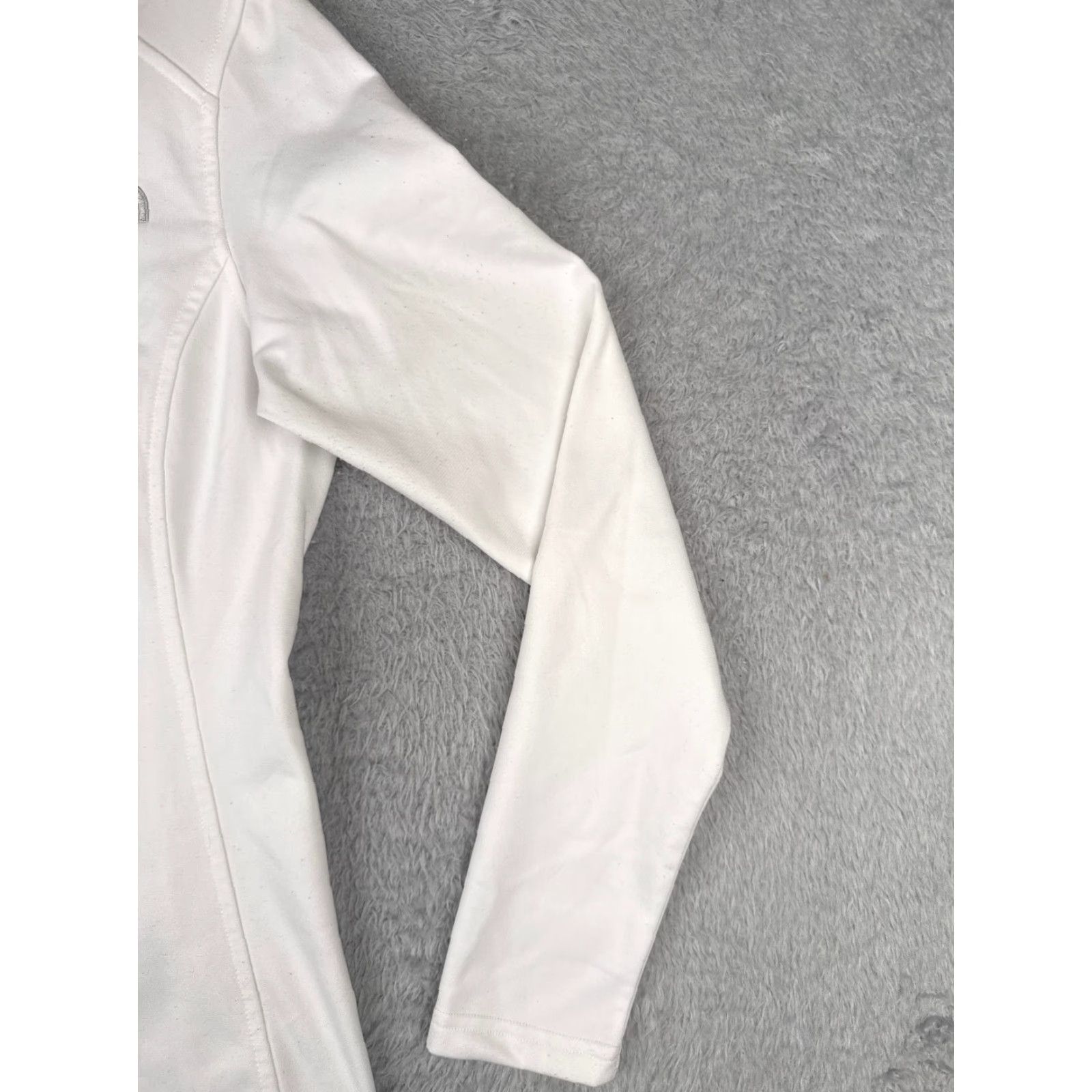 The North Face The North Face Sweater Women Small Petite White 1/4 Zip Vaporwick 100% Polyester Size S / US 4 / IT 40 - 2 Thumbnail