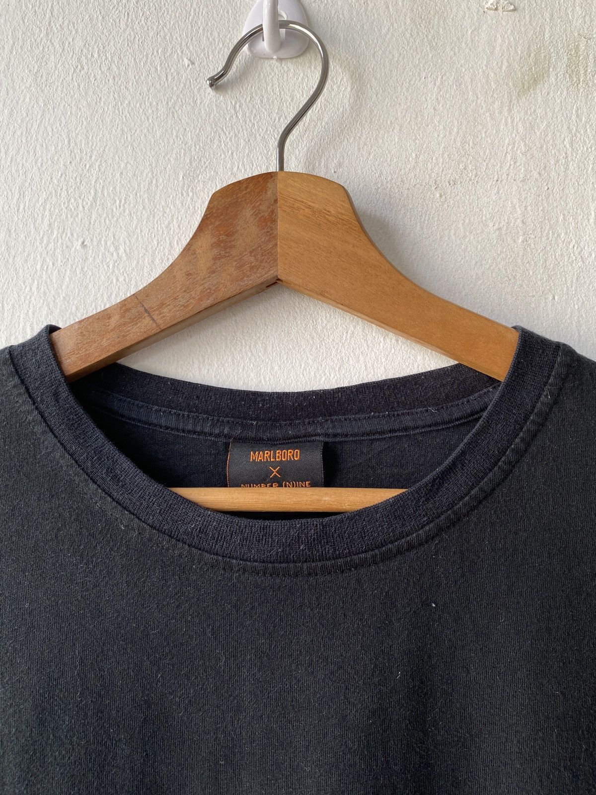 Japanese Brand × Marlboro × Number (N)ine 2000s - Number (N)ine x Marlboro Black T Shirt Size US M / EU 48-50 / 2 - 7 Thumbnail
