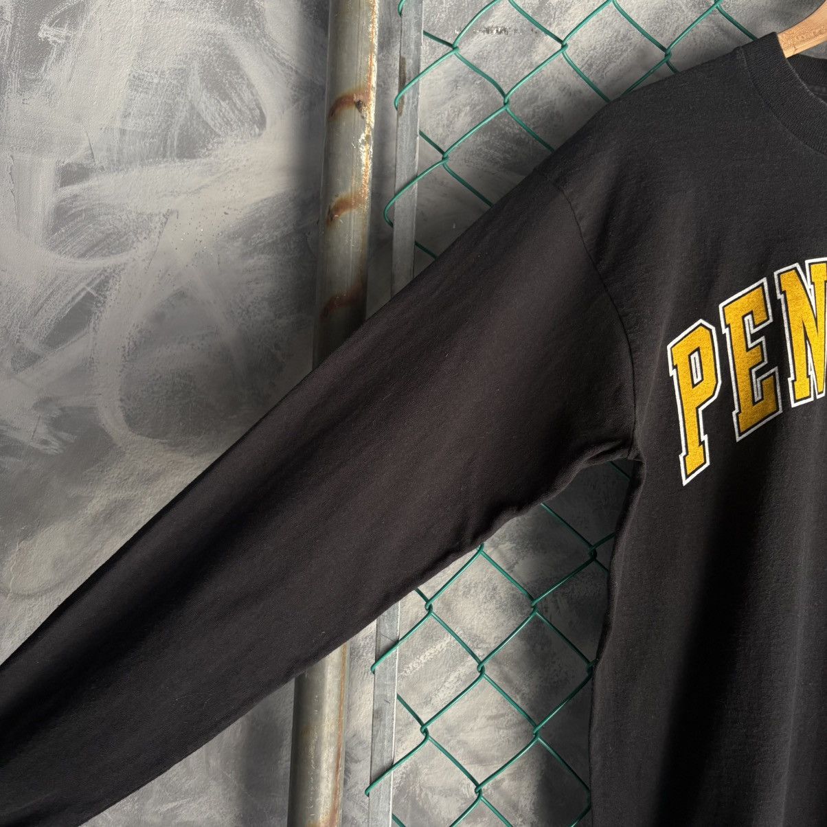 Pro Player Pro Player T Shirt Men’s Size L Black Penguins Pittsburgh Size US L / EU 52-54 / 3 - 3 Thumbnail