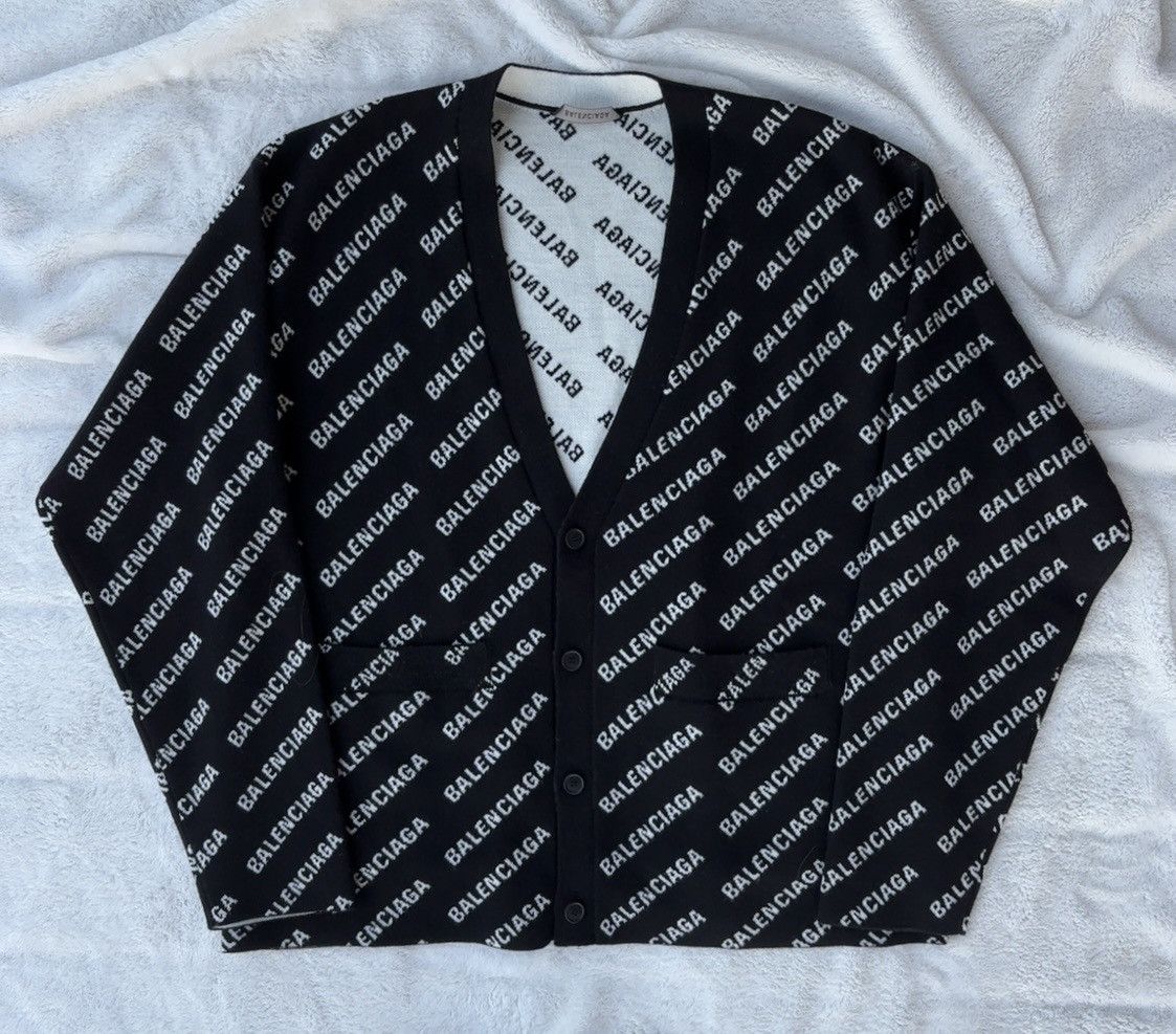 Balenciaga Balenciaga Black All Over Wool Caridgans Size US XL / EU 56 / 4 - 1 Thumbnail