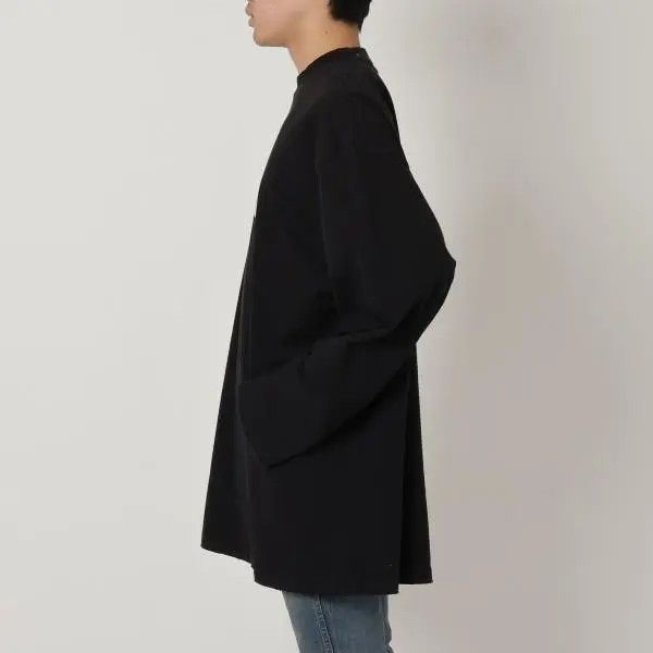 Balenciaga o1w1db10425 L/S Oversized T-Shirt in Black Size US S / EU 44-46 / 1 - 2 Thumbnail