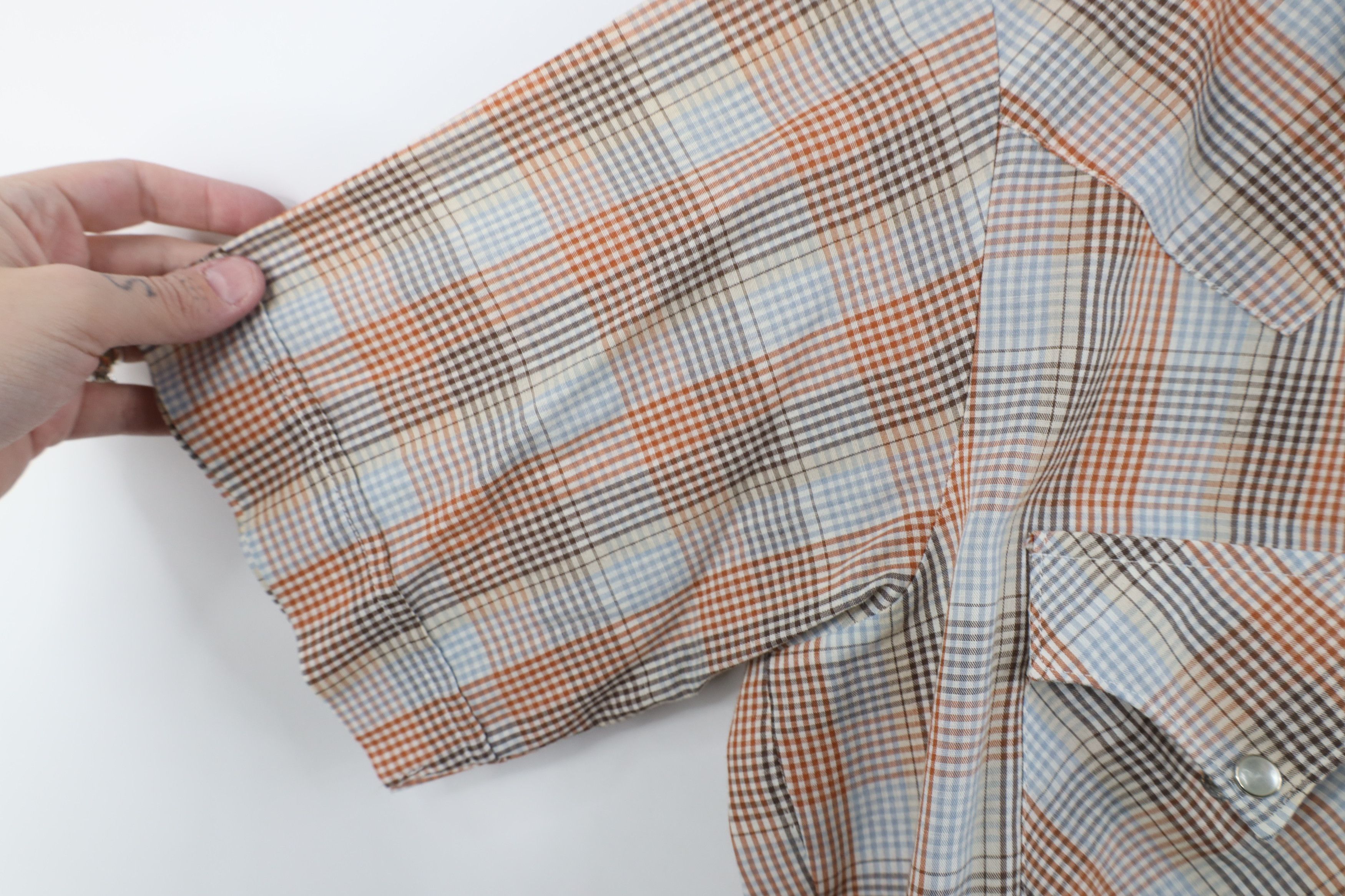 Vintage Vintage 70s Streetwear Short Sleeve Snap Button Shirt Plaid Size US M / EU 48-50 / 2 - 8 Thumbnail