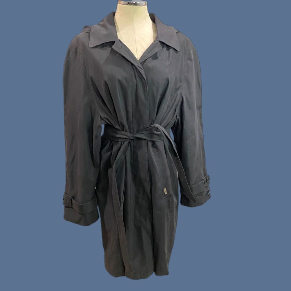 London Fog VINTAGE London Fog Womens Overcoat Coat XL Black Microfiber Vintage Fashion? Size XL / US 12-14 / IT 48-50 - 1 Thumbnail