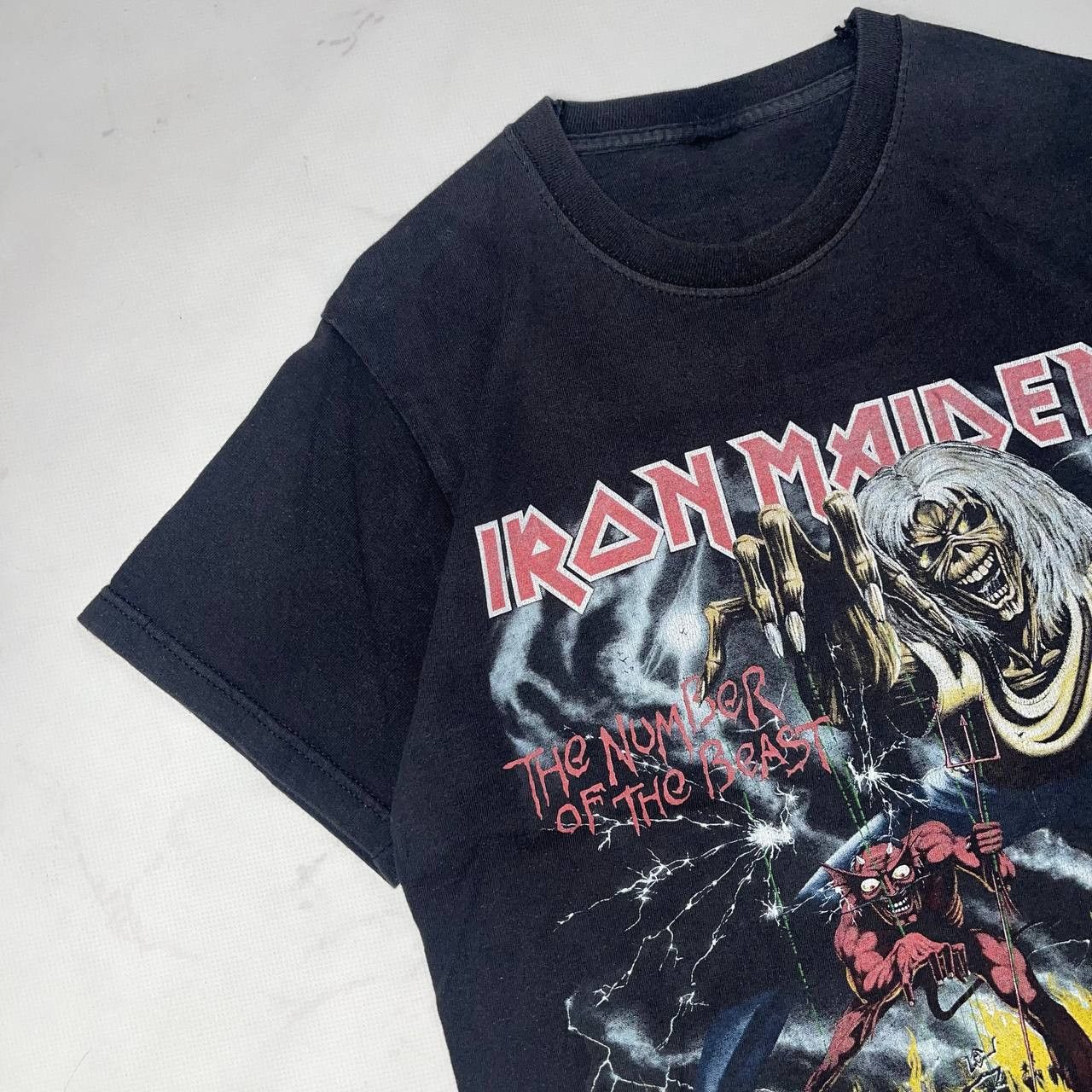 Vintage Vintage Iron Maiden Number Of The Beast Band Tee Rock Metal Size US S / EU 44-46 / 1 - 3 Thumbnail