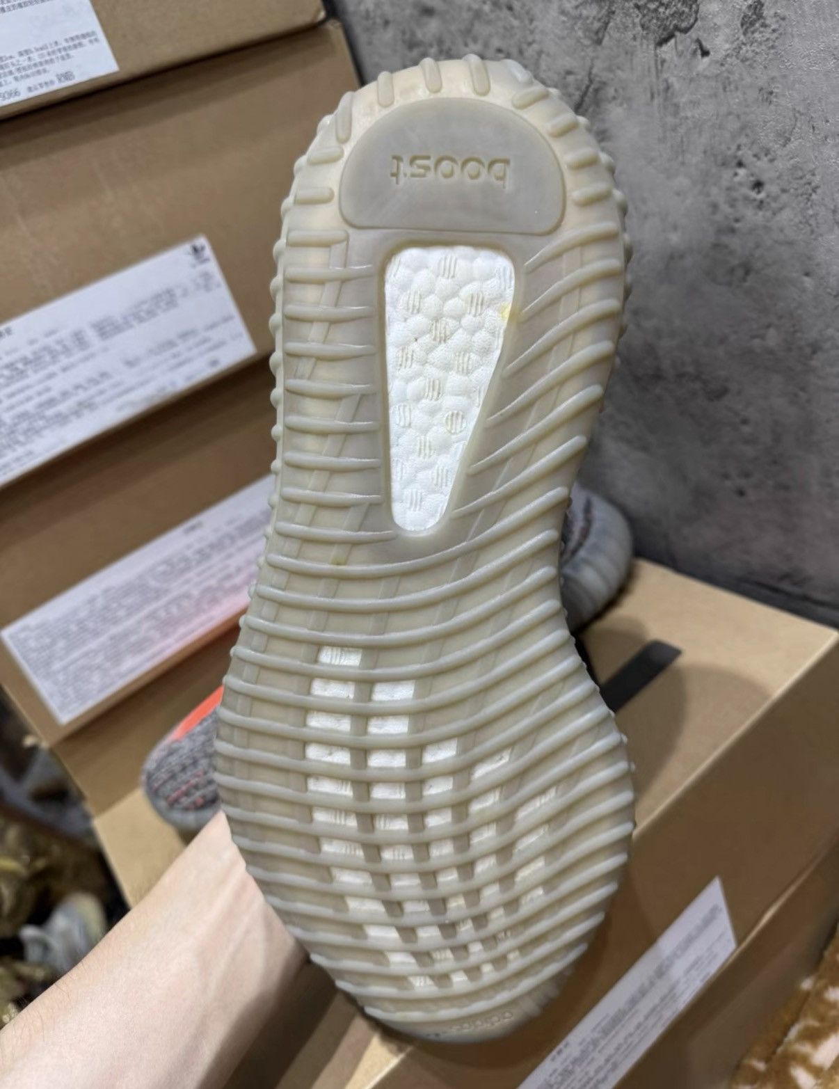Adidas Adidas Yeezy 350 V2 Grey Orange Static GW1229 K37 Size US 10.5 / EU 43-44 - 3 Thumbnail