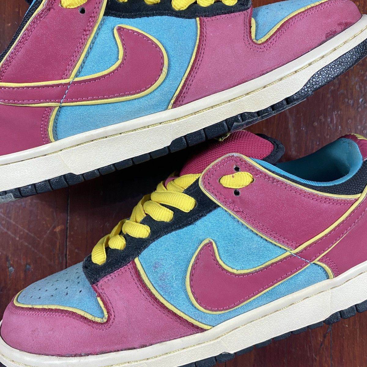 Nike SB Dunk Low Ms. Pacman 2008 Size US 8 / EU 41 - 1 Thumbnail
