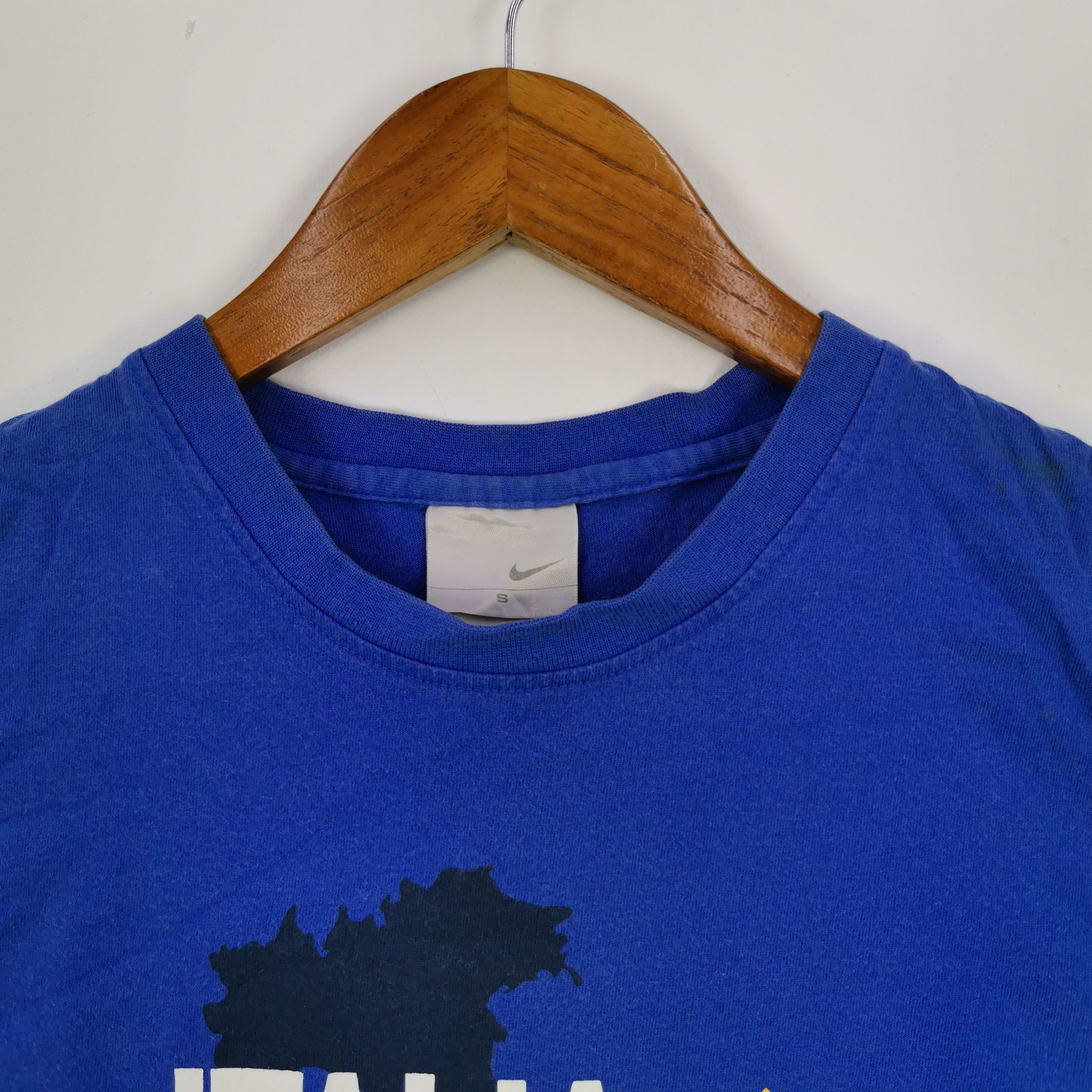 Nike Vintage Nike T-Shirt Francesco Totti Nike Swoosh ACG 56789 Size US M / EU 48-50 / 2 - 4 Thumbnail