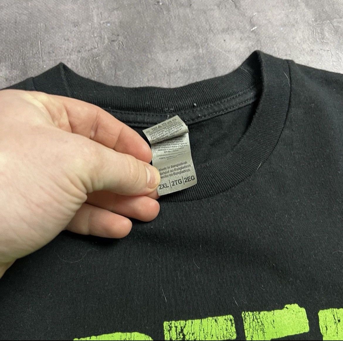 Band Tees Rare!Green Day The Saviors Tour Basket Case Tee Big Logo Y2K Size US XXL / EU 58 / 5 - 16 Thumbnail
