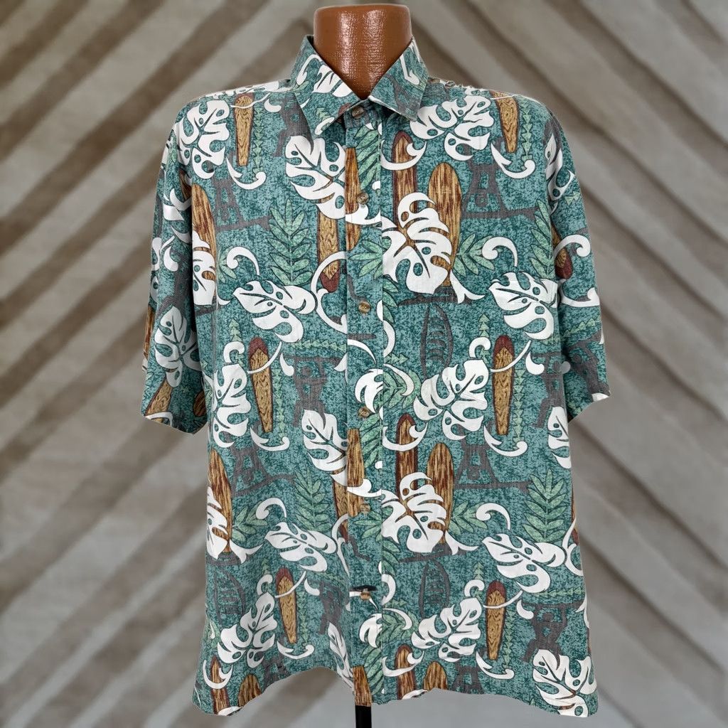 Vintage VINTAGE Makapuu Hawaiian Shirt Men 2XL Blue Short Sleeve Button-Up Collared Graphic Print 90s Beach Tribal Tropical Mens Size US XXL / EU 58 / 5 - 1 Thumbnail