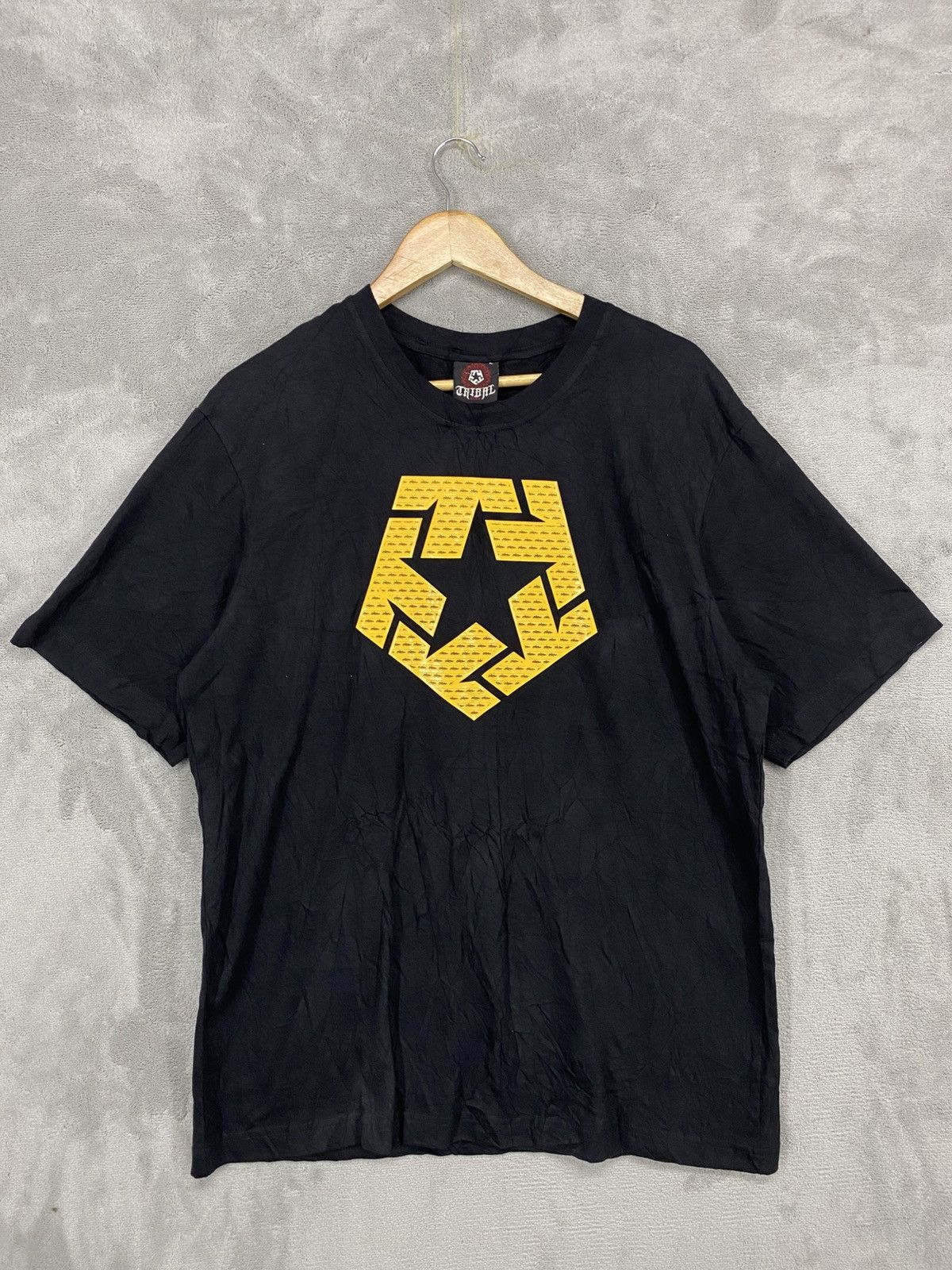 Tribal Streetwear RARE🔥Y2K TRIBAL STREETWEAR GEAR BIG LOGO GRAFFITI T-SHIRT Size US L / EU 52-54 / 3 - 1 Thumbnail