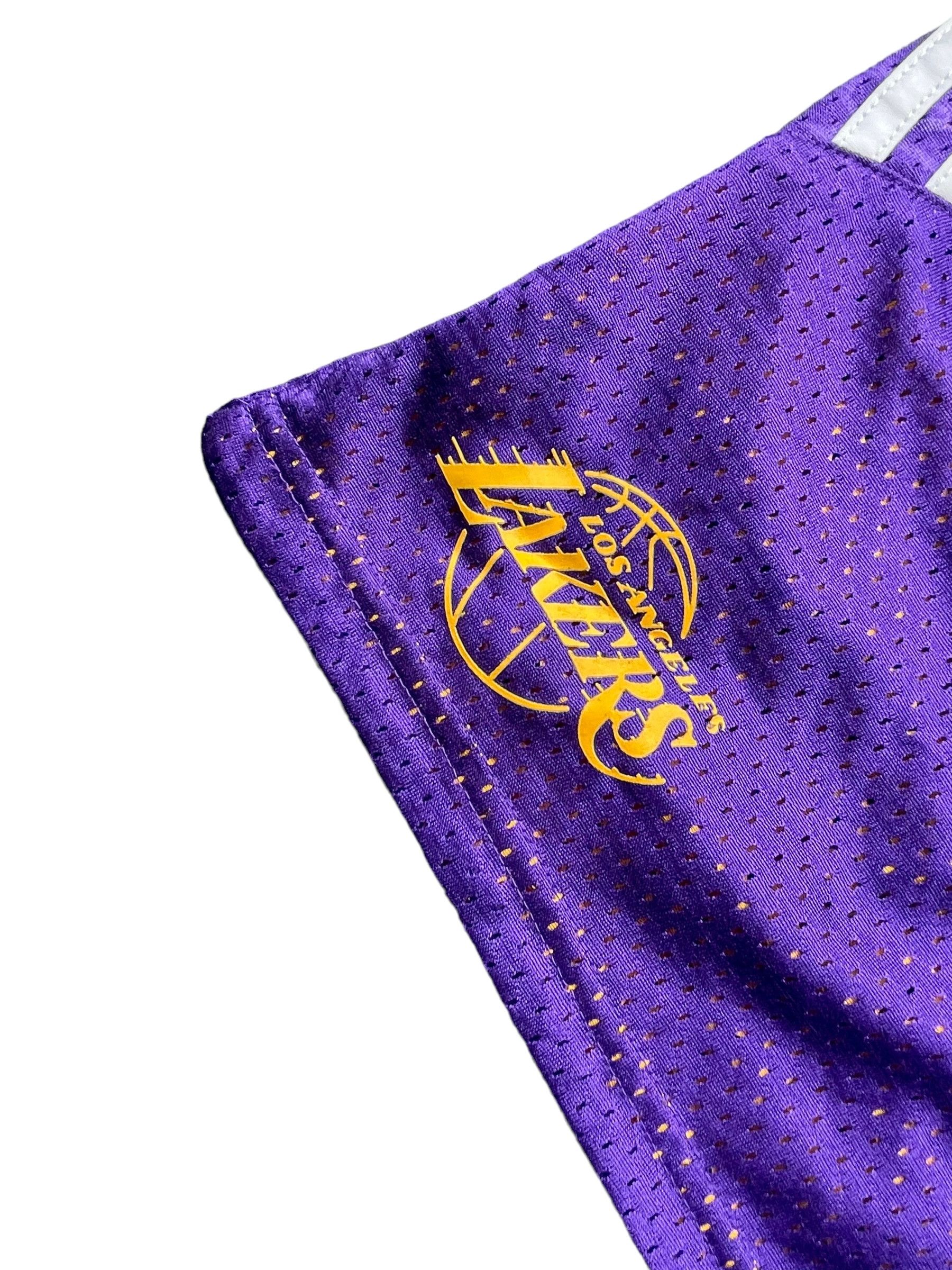 Adidas × NBA La Lakers Adidas Reverseable Short Size US 30 / EU 46 - 4 Thumbnail