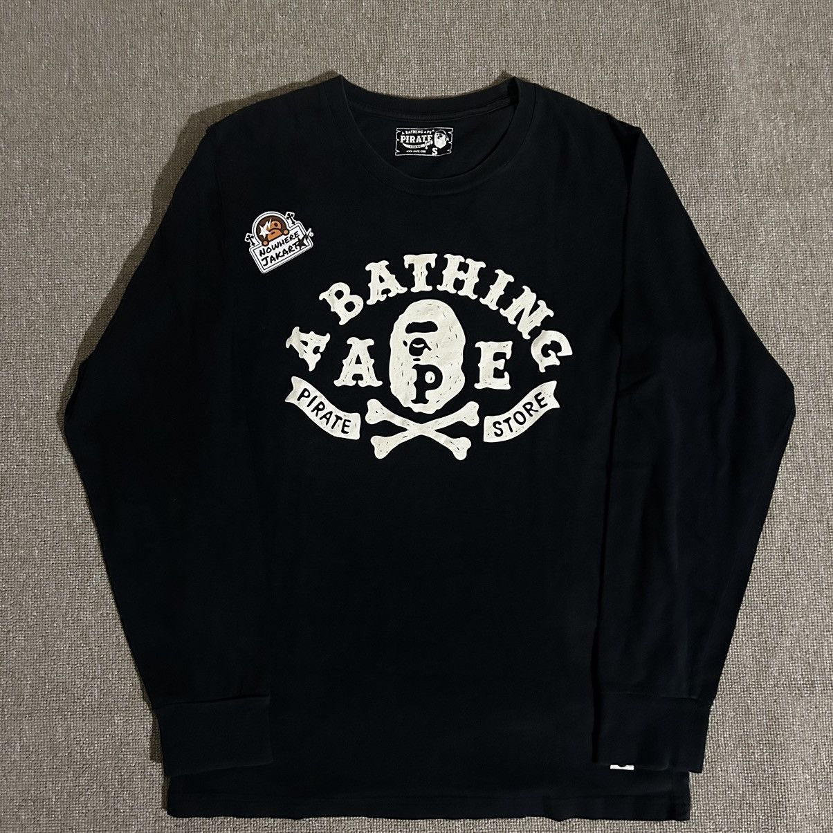 Bape Bape Pirates College LS Size US S / EU 44-46 / 1 - 1 Thumbnail