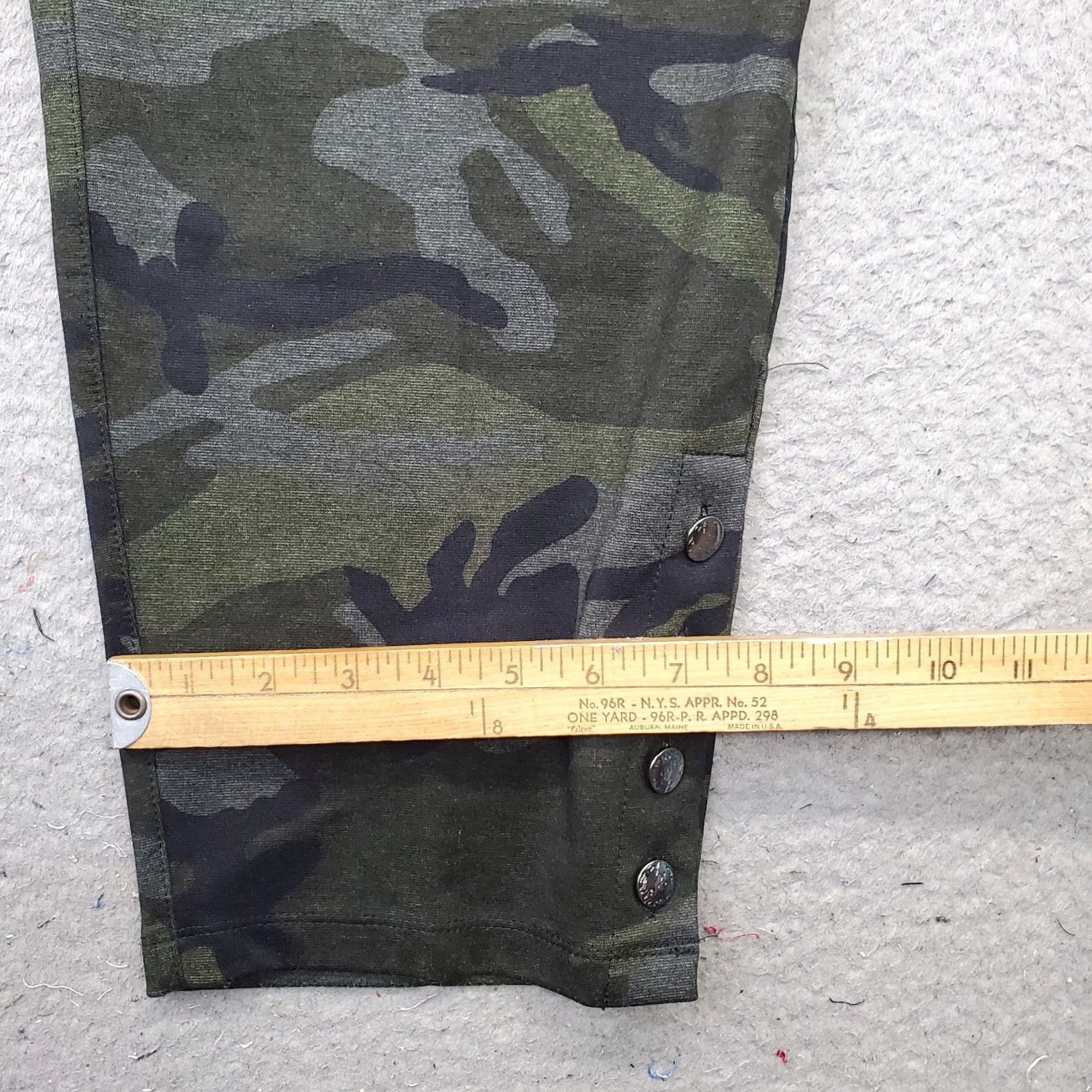 Vintage Susan Graver Pants Womens XL Multi Camouflage Ankle Button Straight Leg Pull On Size 40" / US 18 - 5 Thumbnail