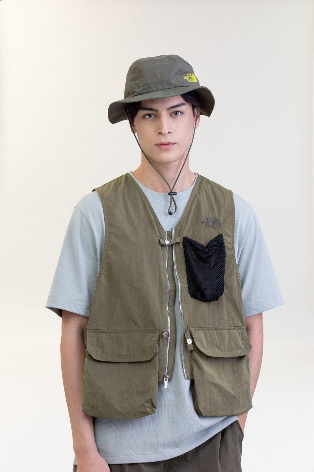 The North Face TNF Urban Exploration Black Series D5 PACKABLE WIND VEST Size US L / EU 52-54 / 3 - 8 Thumbnail