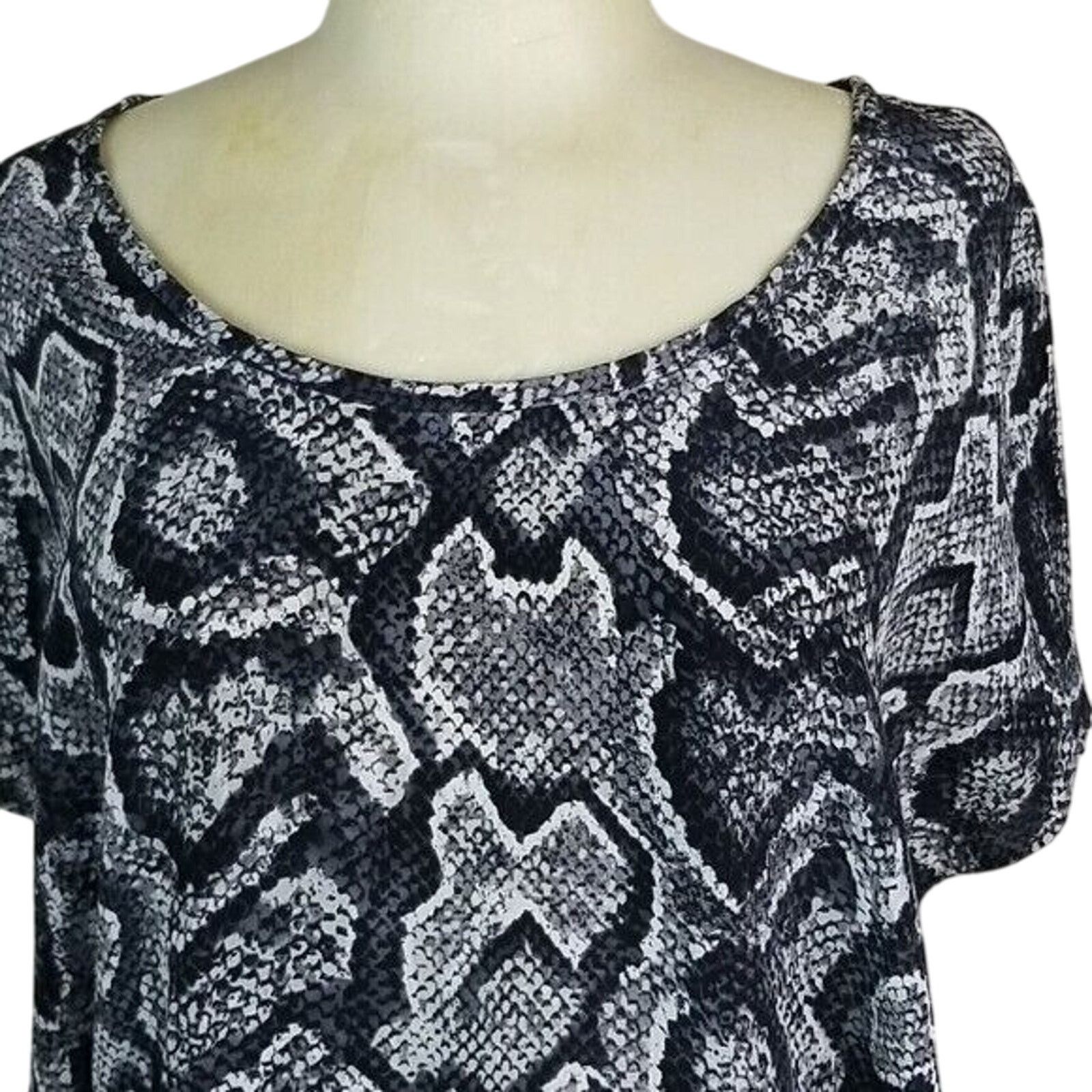 Joie Joie Silk Blouse Women XS Gray Snakeskin Print SS Round Size XS / US 0-2 / IT 36-38 - 3 Thumbnail