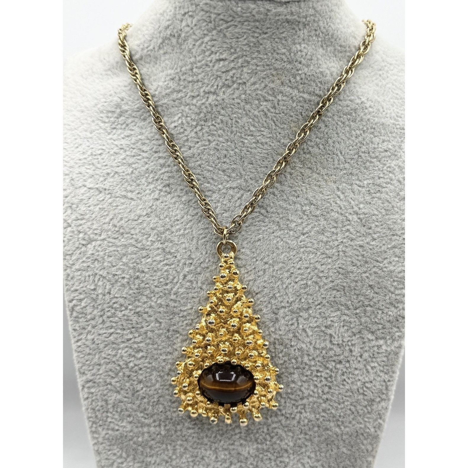 Kenneth Jay Lane Kenneth Lane vintage brutalist cat eye Pendant necklace Size ONE SIZE - 1 Thumbnail