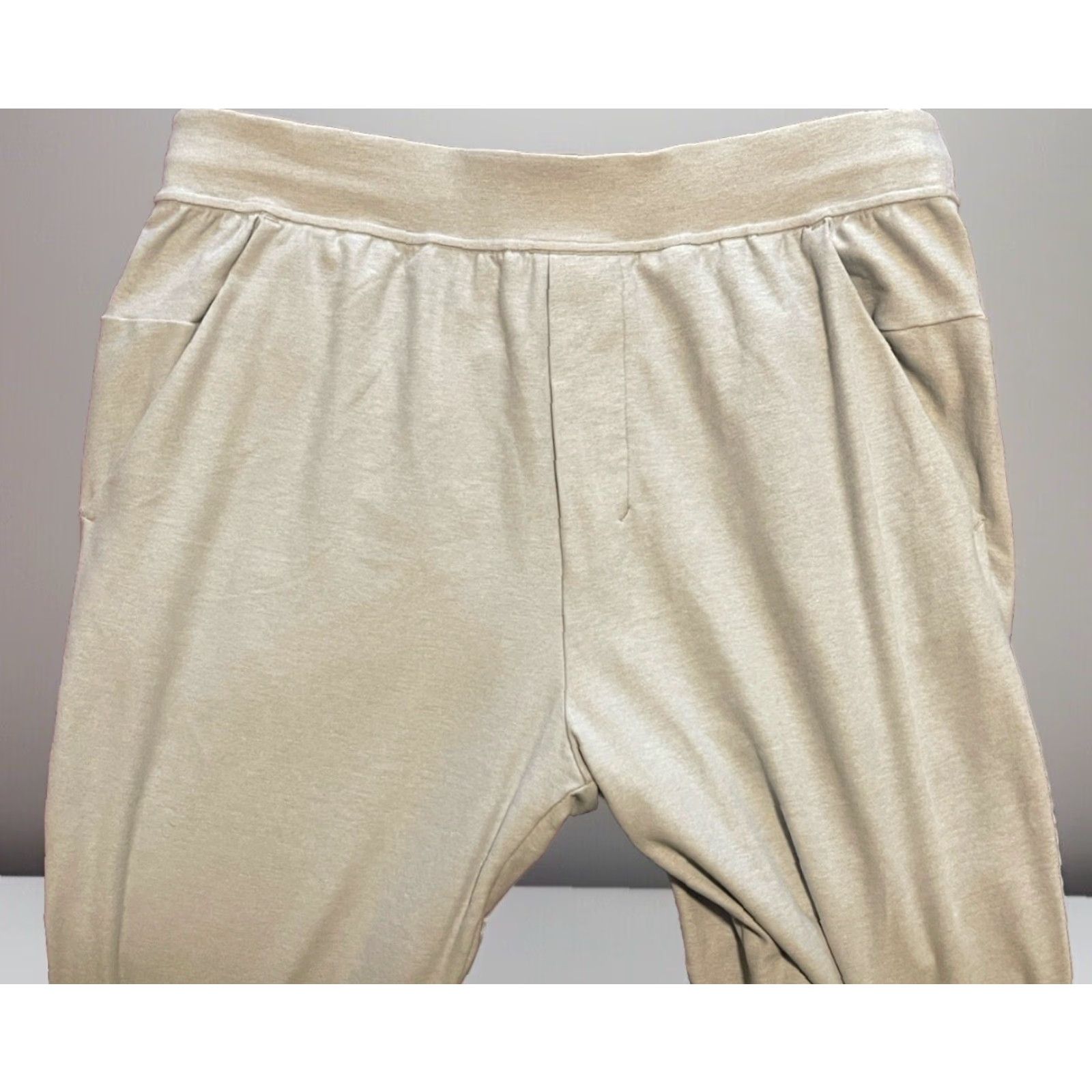 Lululemon Lululemon Intent Jogger Mens Beige Pants S Regular Inseam 30.5" Elastic Waist Pockets Zip Pocket Tapered Solid Jogger [M5655S] Size US 29 - 2 Thumbnail