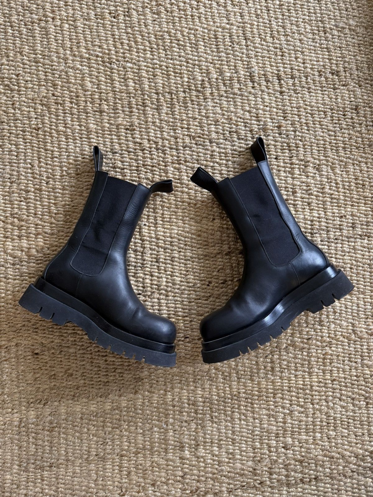 Bottega Veneta Tire Lug Boots Size US 6 / EU 39 - 3 Thumbnail