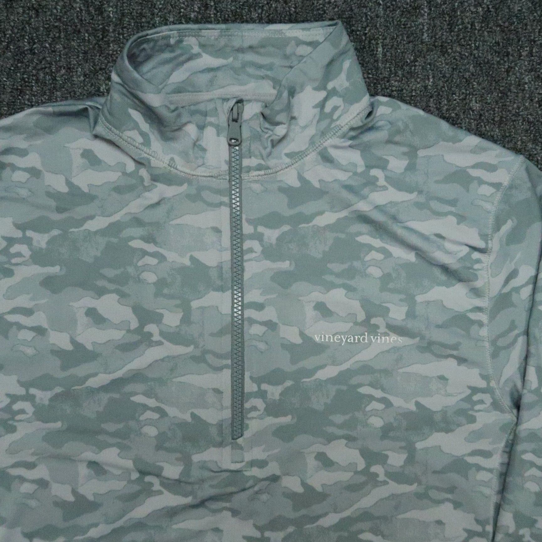 Vineyard Vines Vineyard Vines Pullover Mens Medium Gray Camouflage 1/4 Zip Performance Size US M / EU 48-50 / 2 - 2 Thumbnail