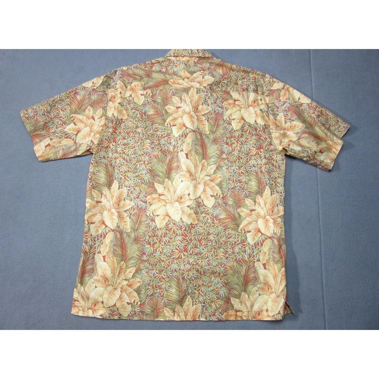 Tori Richard VINTAGE Tori Richard Shirt Mens M Beige Red Floral Tropical Hawaiian Aloha Button-Up Casual Short Sleeve Size US M / EU 48-50 / 2 - 5 Thumbnail