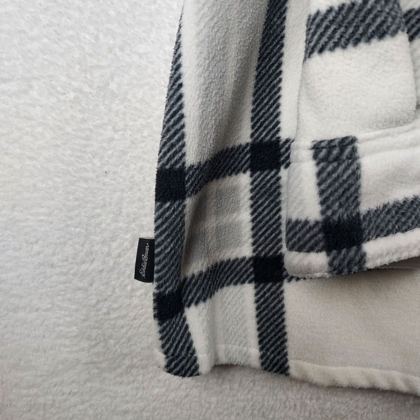 Eddie Bauer Eddie Bauer Women’s 2X Plaid Fleece Shirt Jacket Shacket Button Front Warm Multicolor Size XXL / US 16-18 / IT 52-54 - 6 Thumbnail