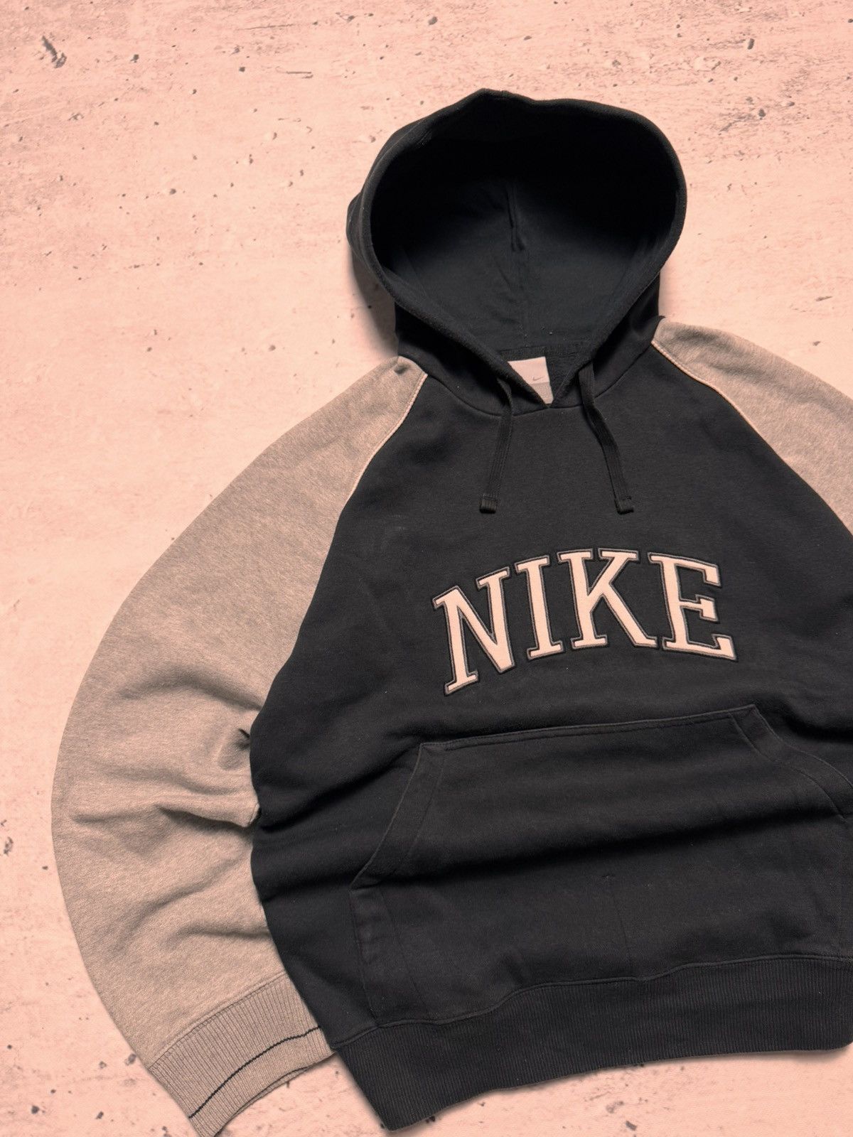 Nike × Vintage NIKE VINTAGE CENTER LOGO OVERSIZE BOXY HOODIE Size US M / EU 48-50 / 2 - 2 Thumbnail