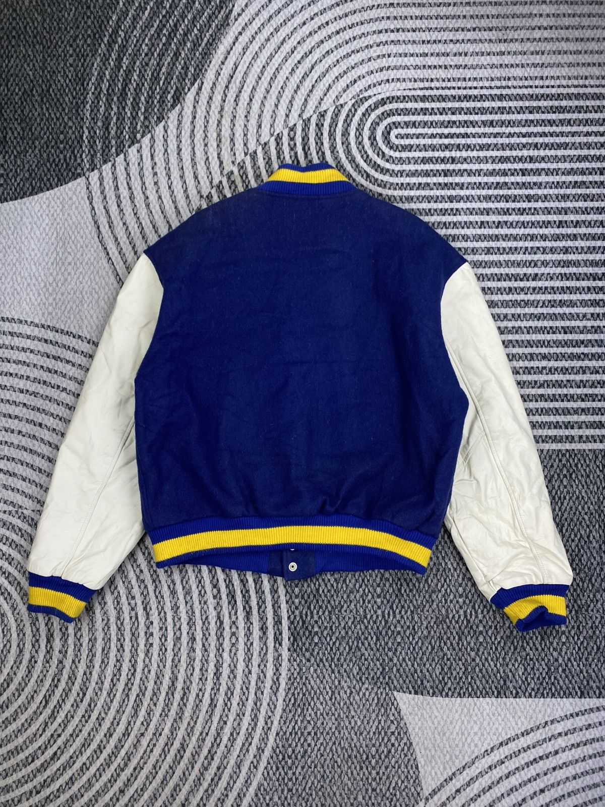 Rainbow Country 🔥Vintage 80s UCLA Embroidery Leather Sleeve Varsity Jacket Size US XL / EU 56 / 4 - 2 Thumbnail